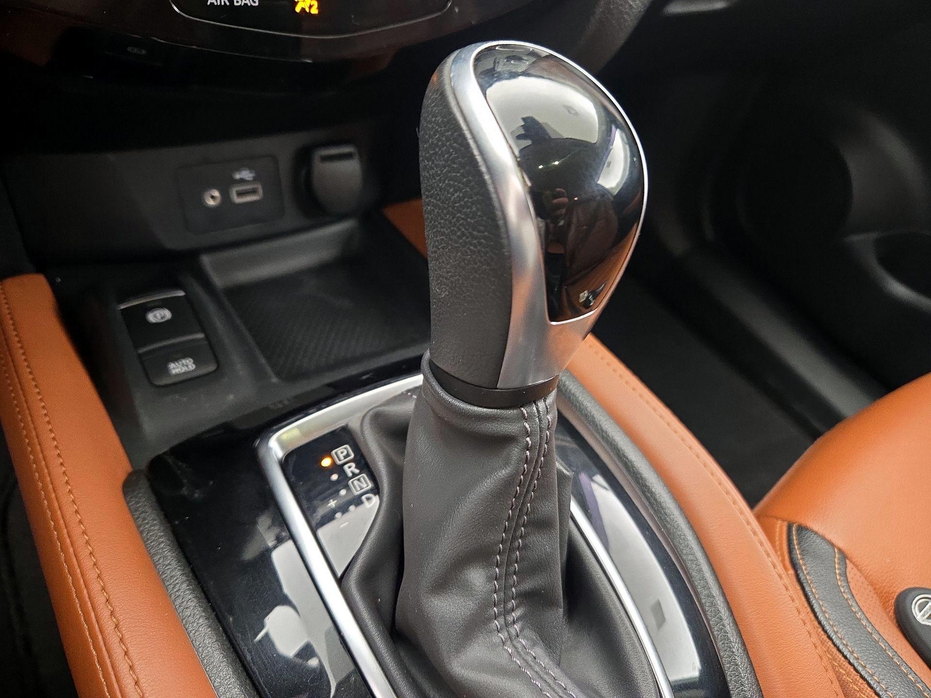 Thumbnail: 2019 Nissan Rogue - 18