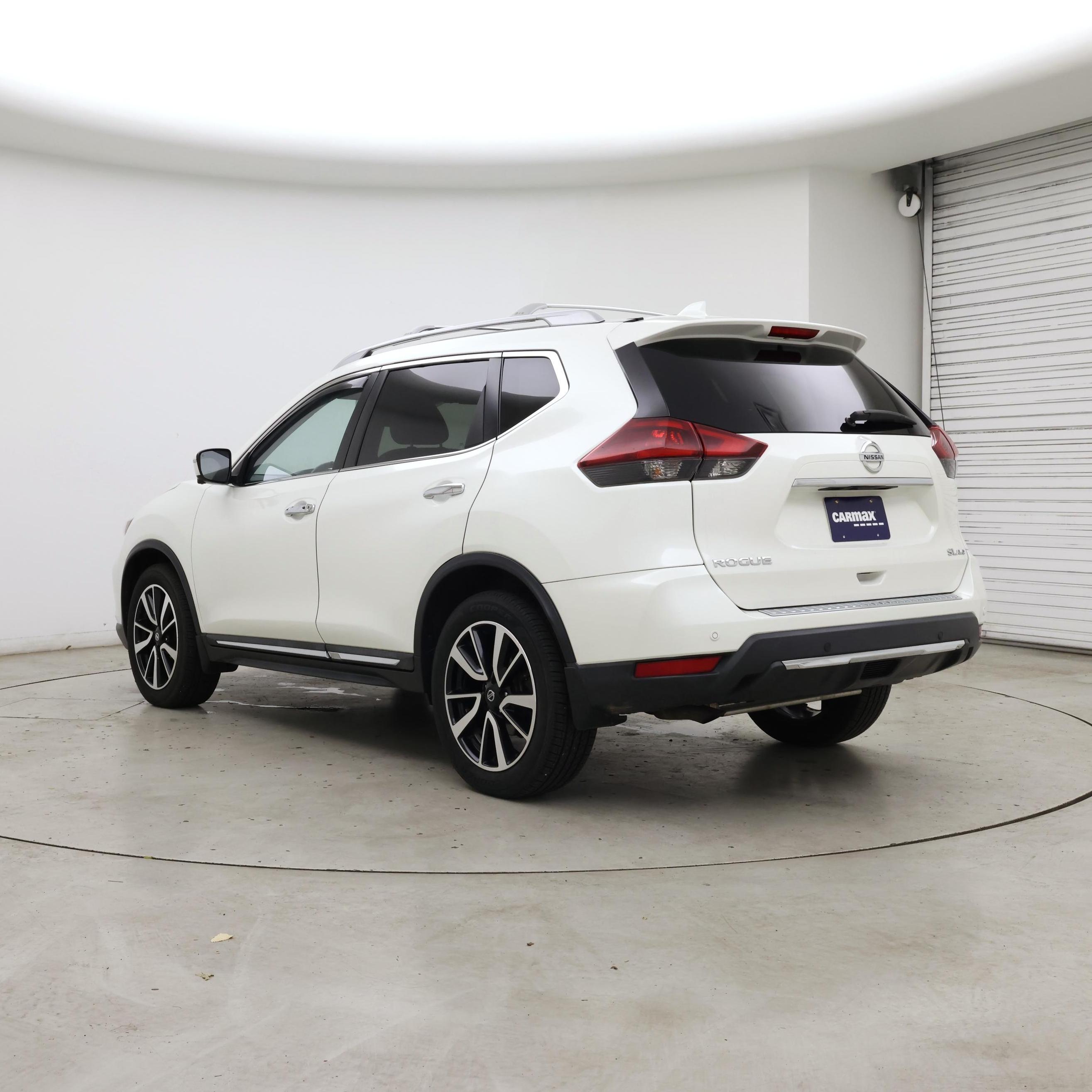 Thumbnail: 2019 Nissan Rogue - 2