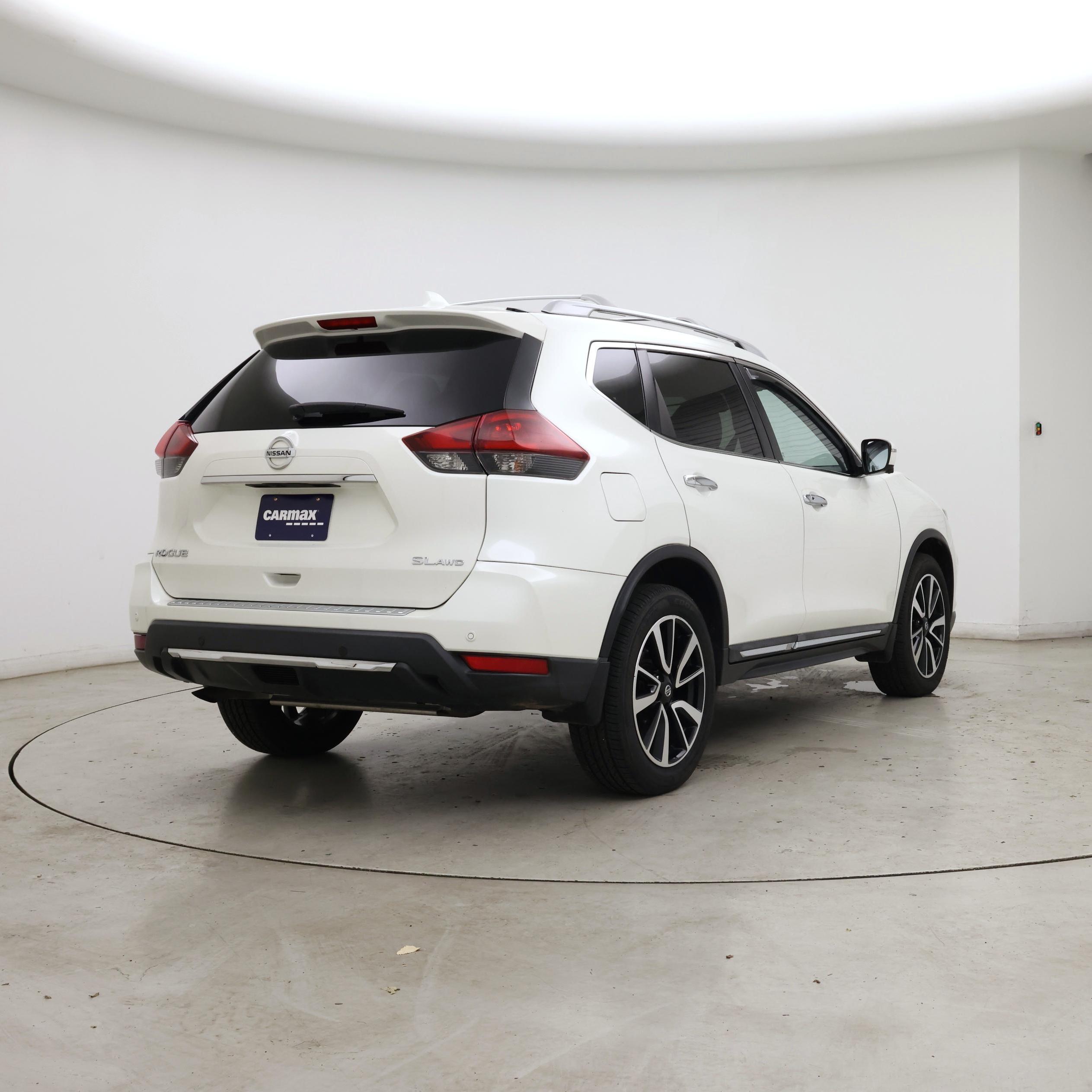 Thumbnail: 2019 Nissan Rogue - 8