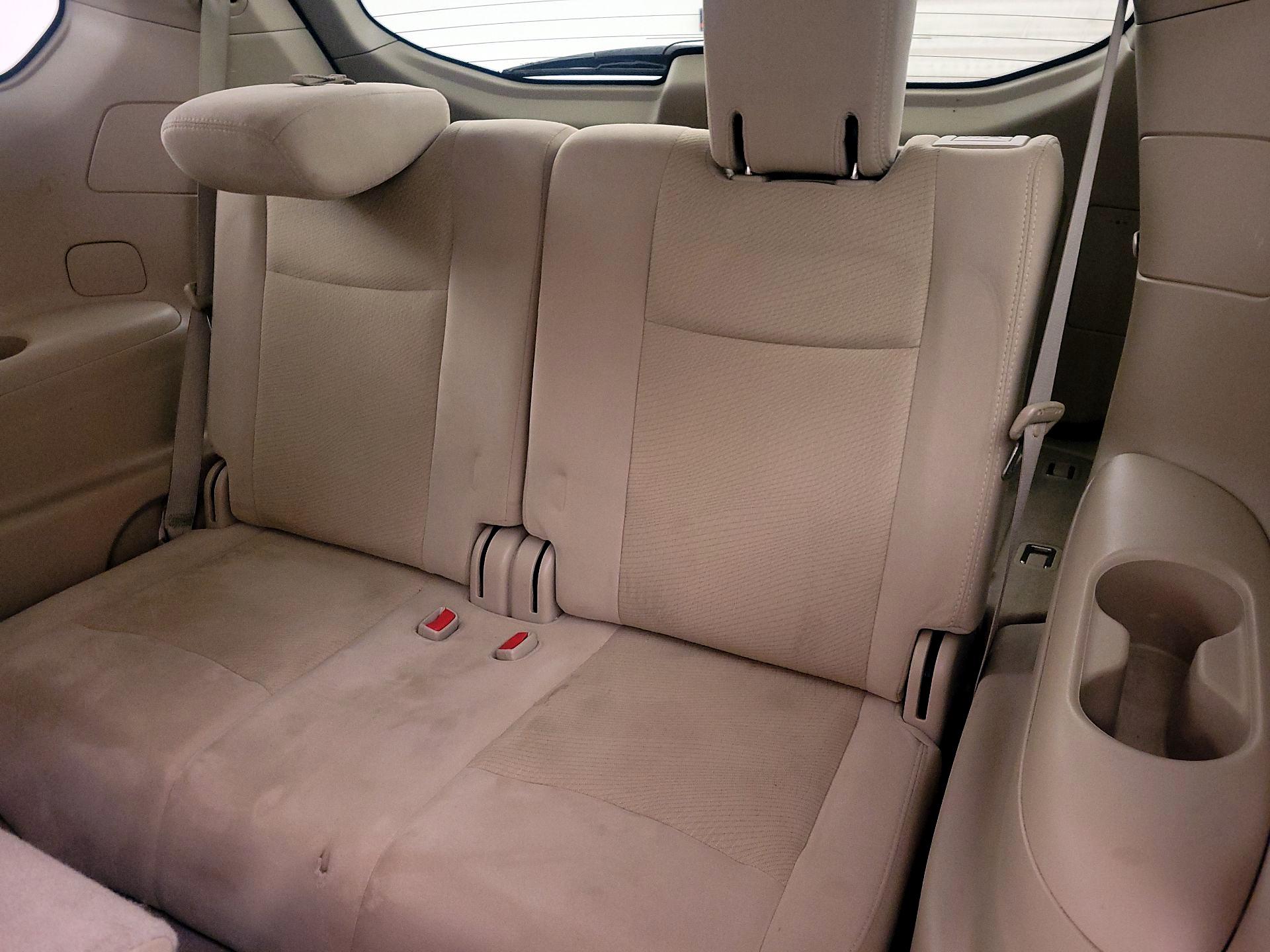 Thumbnail: 2015 Nissan Pathfinder - 19