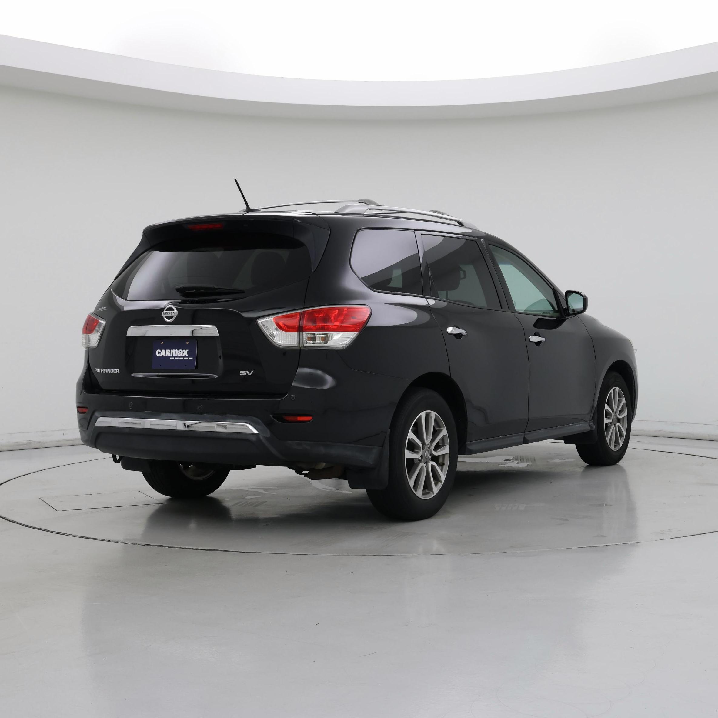 Thumbnail: 2015 Nissan Pathfinder - 8