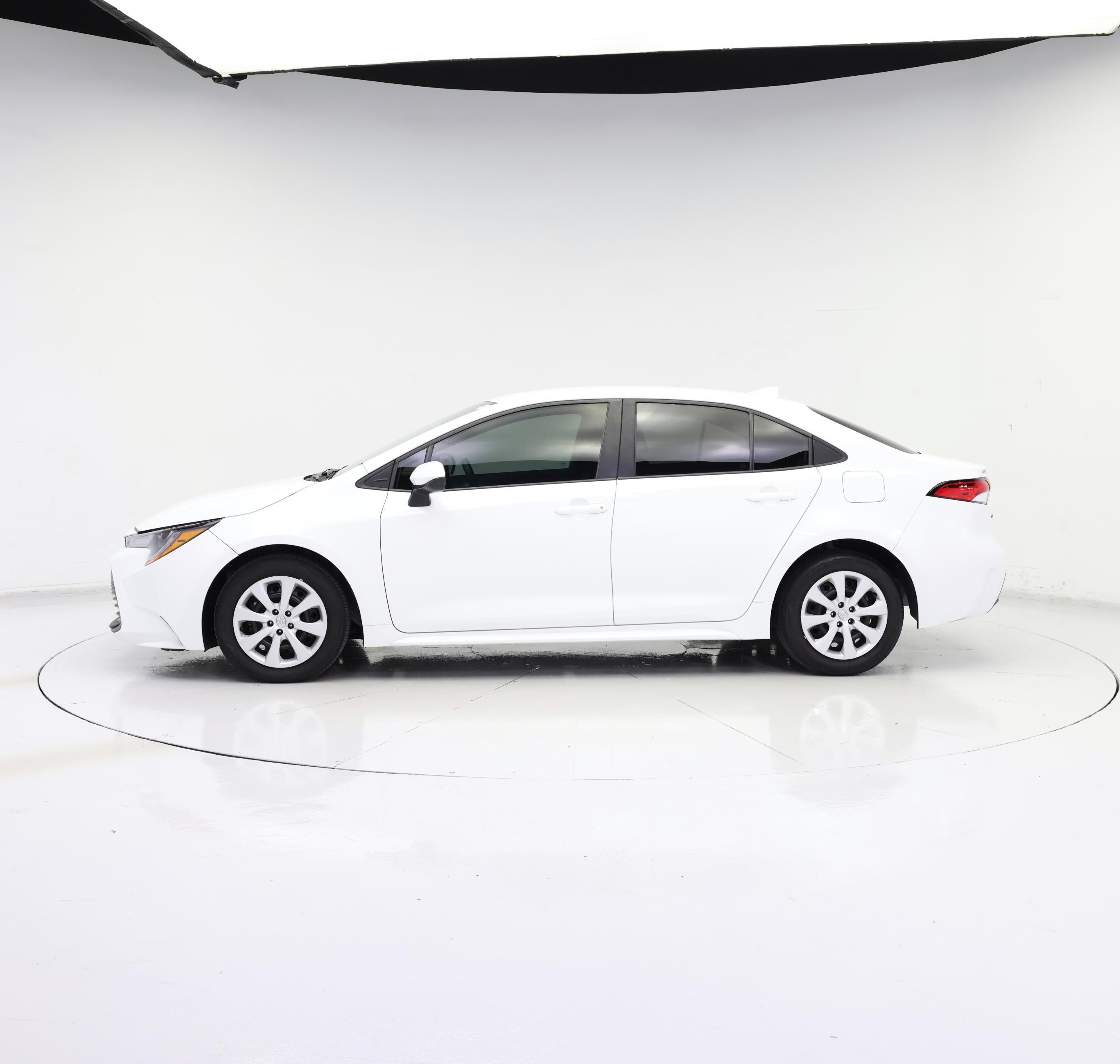 Thumbnail: 2024 Toyota Corolla - 3
