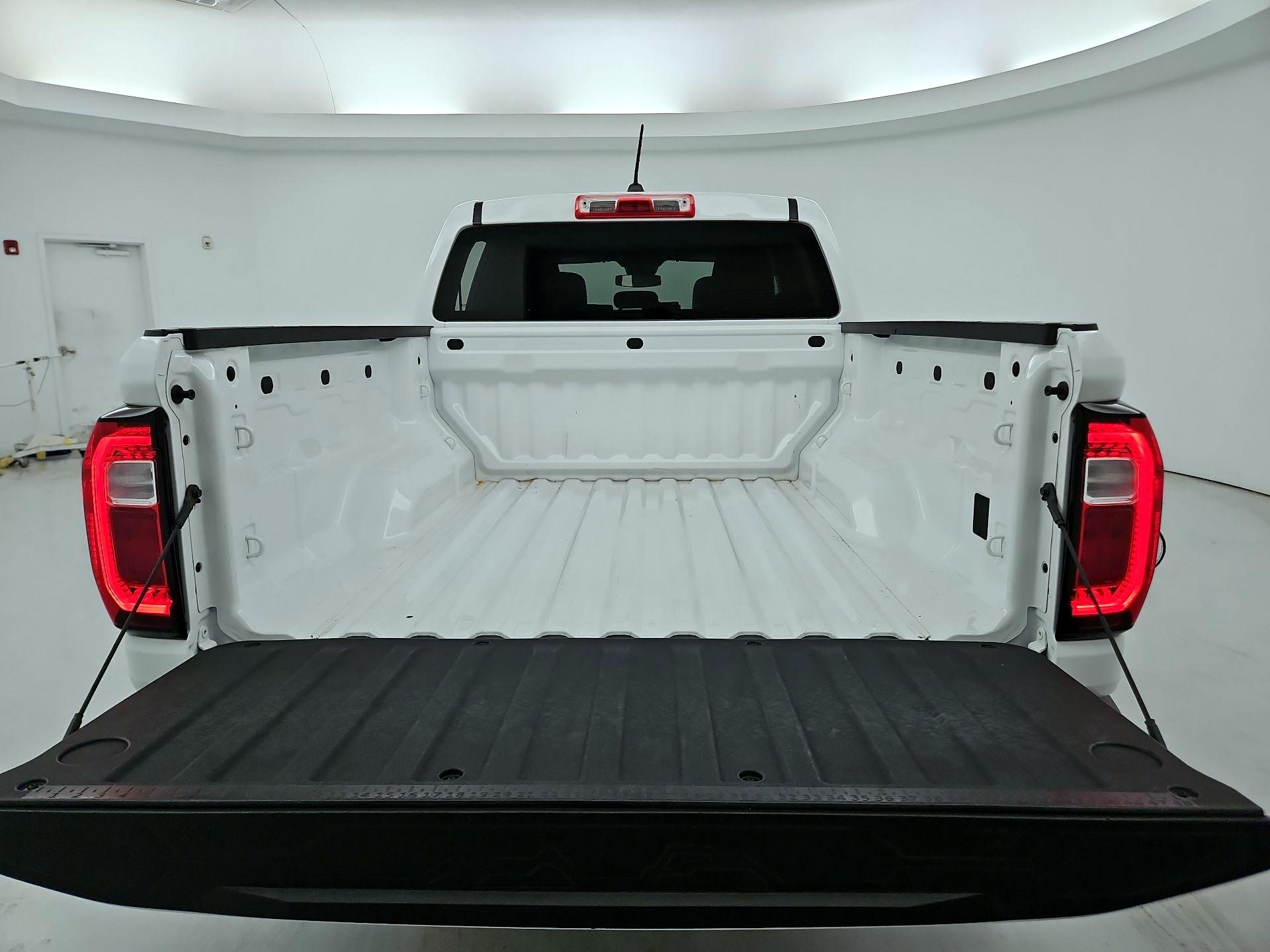 Thumbnail: 2023 GMC Canyon - 19