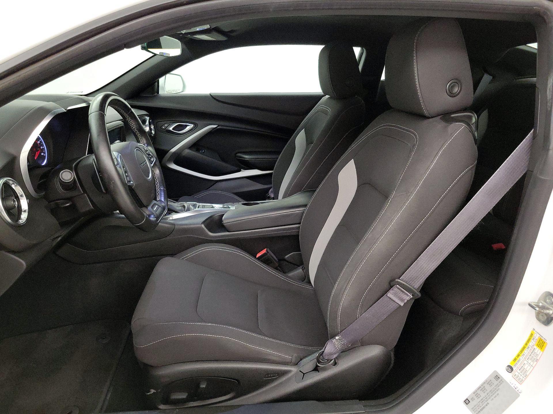 Thumbnail: 2017 Chevrolet Camaro - 11
