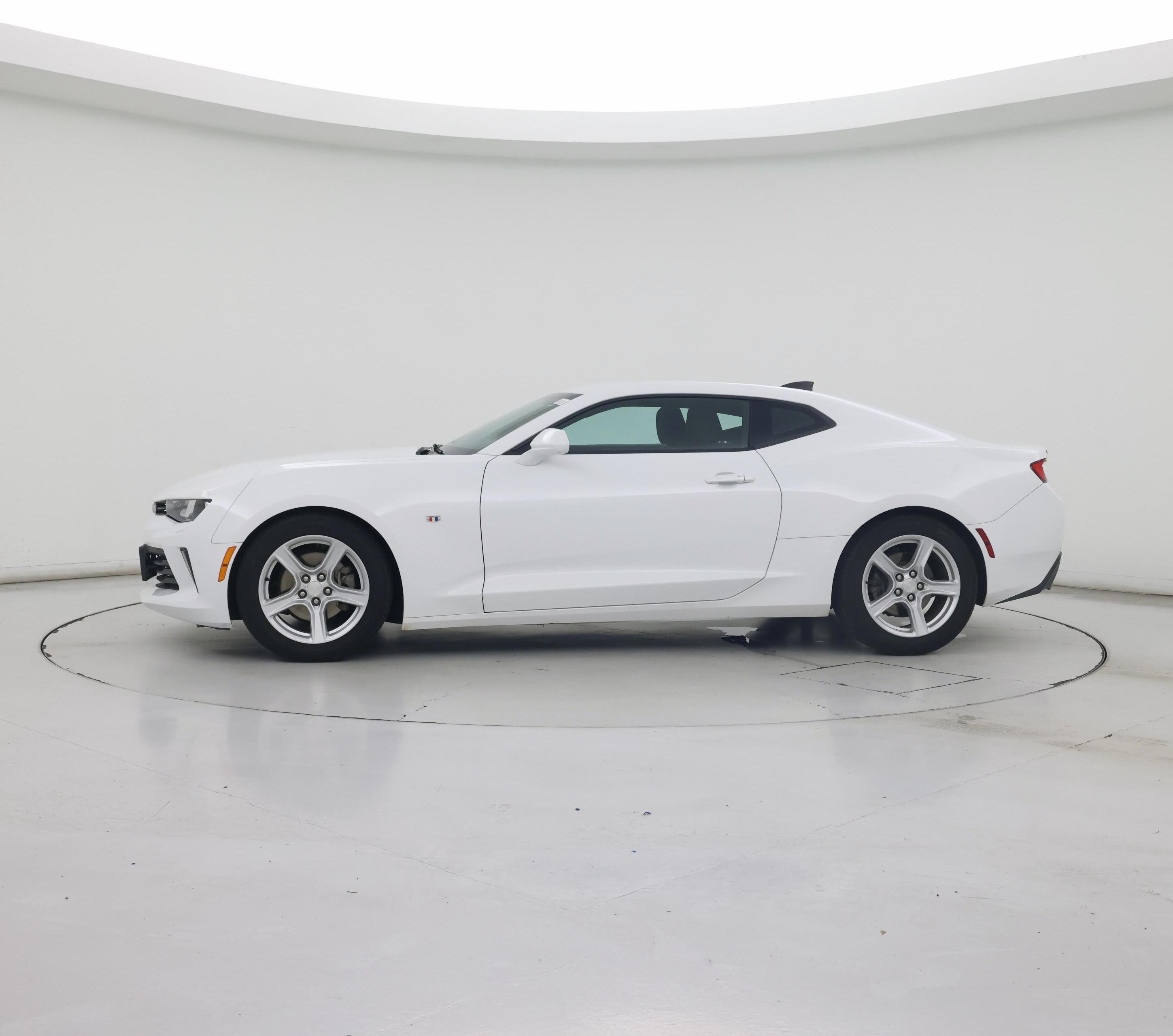 Thumbnail: 2017 Chevrolet Camaro - 3