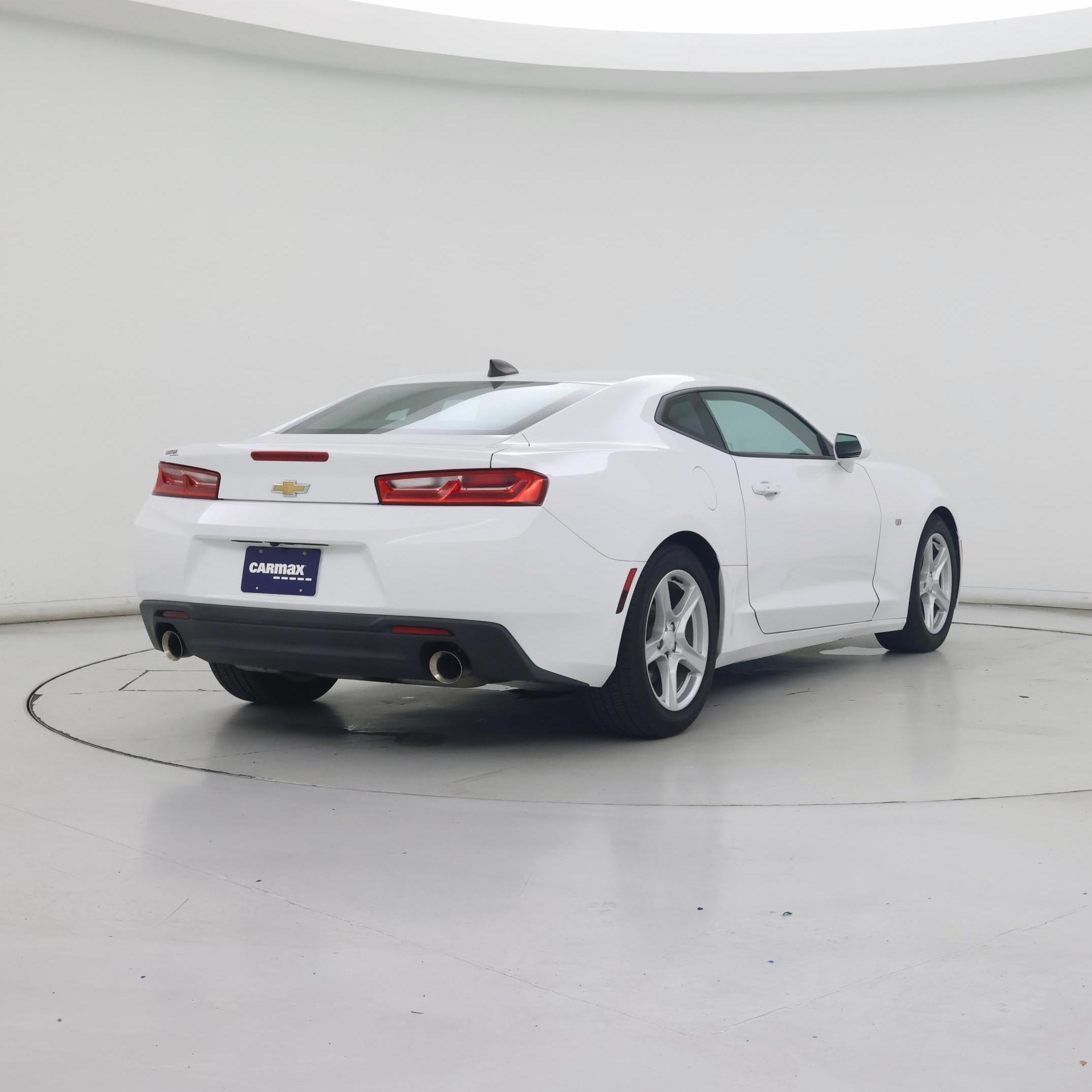 Thumbnail: 2017 Chevrolet Camaro - 8