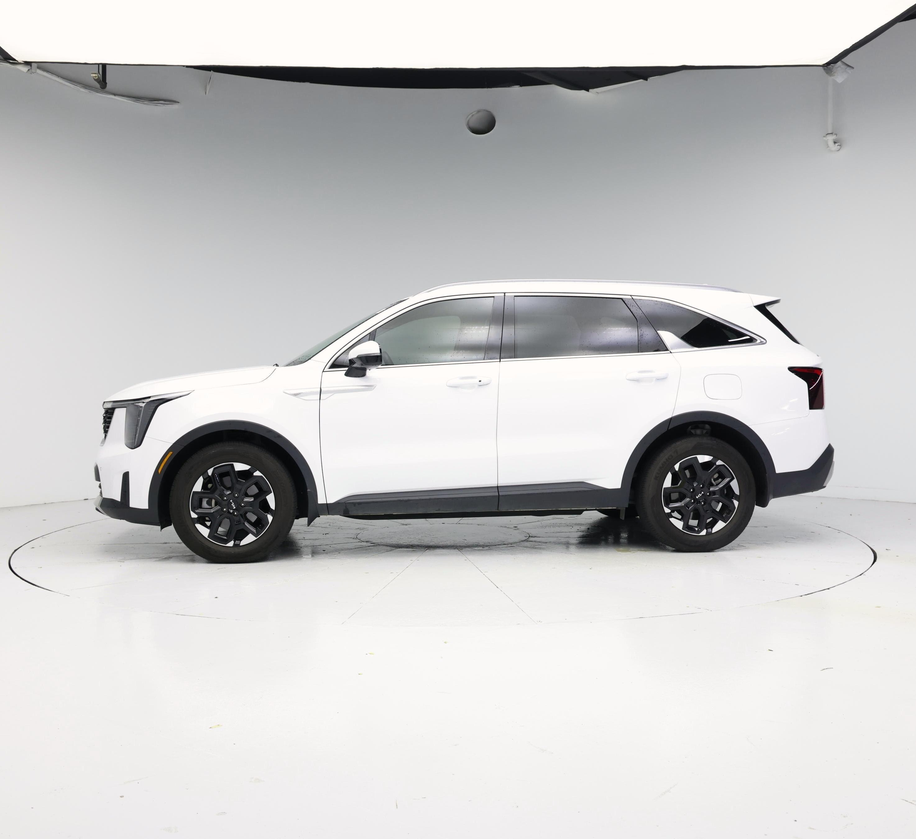 Thumbnail: 2025 Kia Sorento - 3