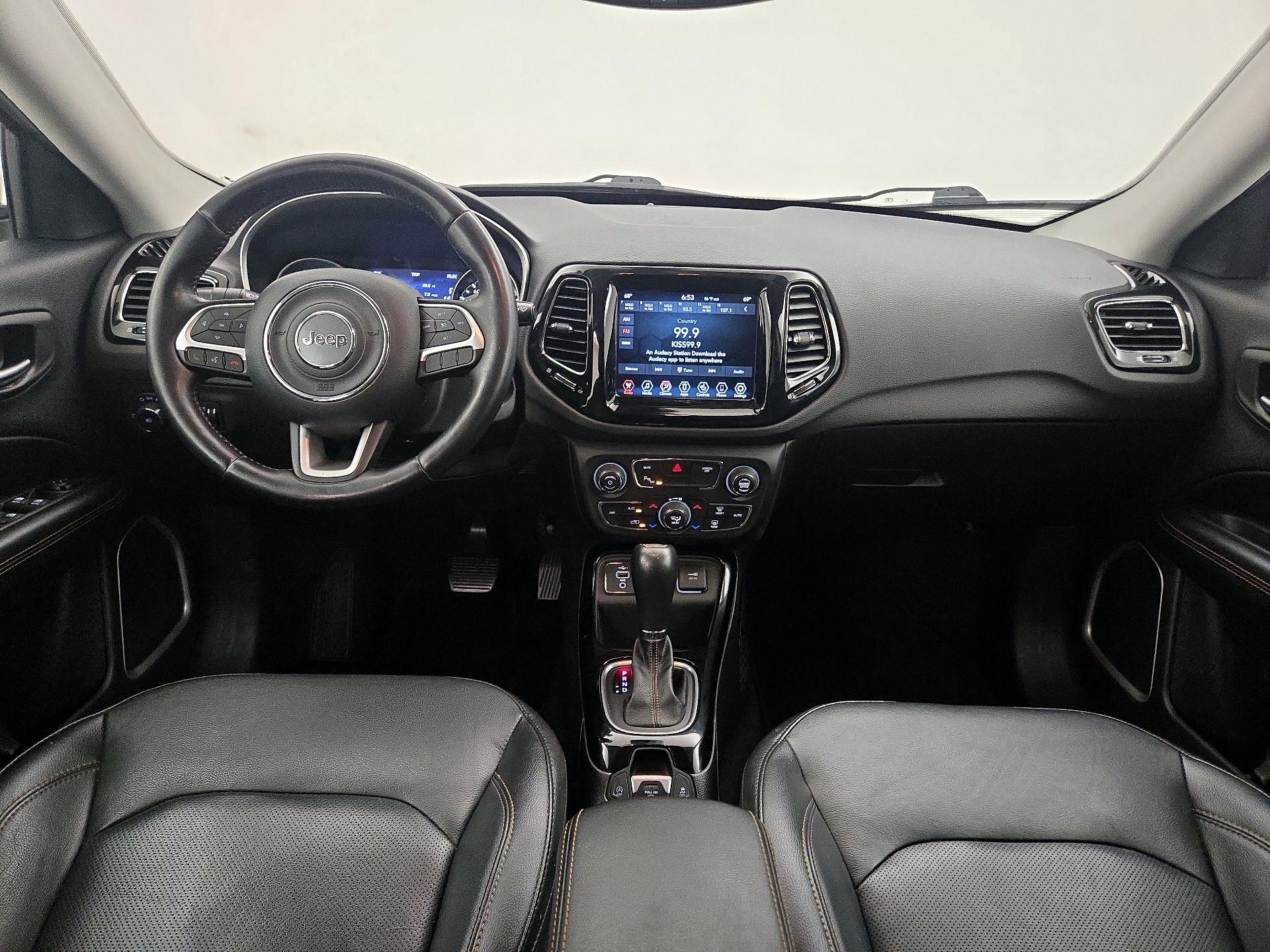 Thumbnail: 2020 Jeep Compass - 9