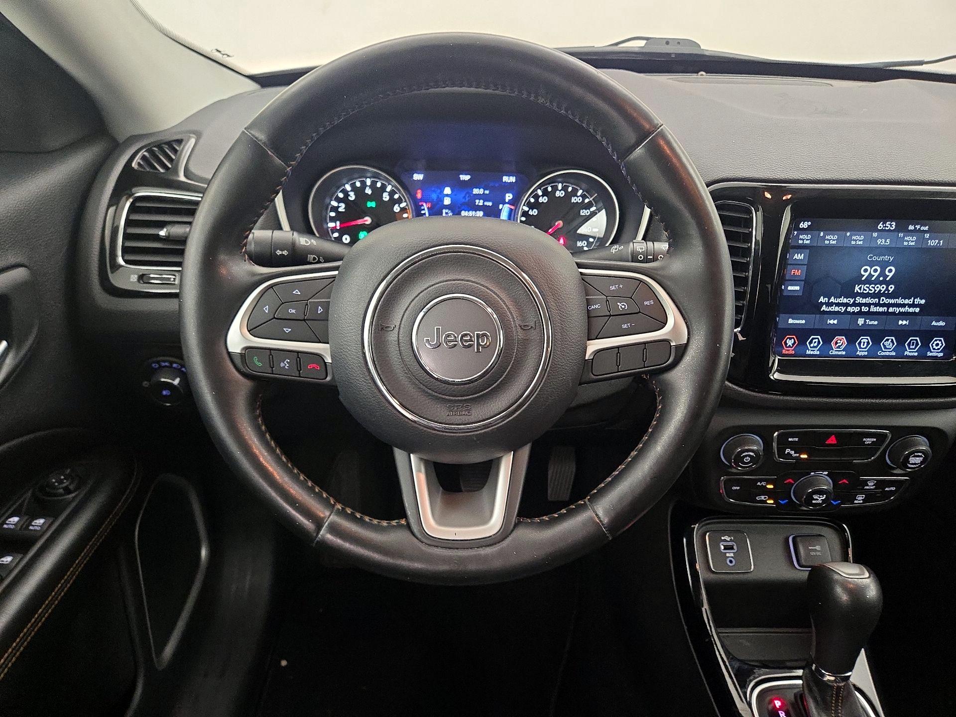 Thumbnail: 2020 Jeep Compass - 10