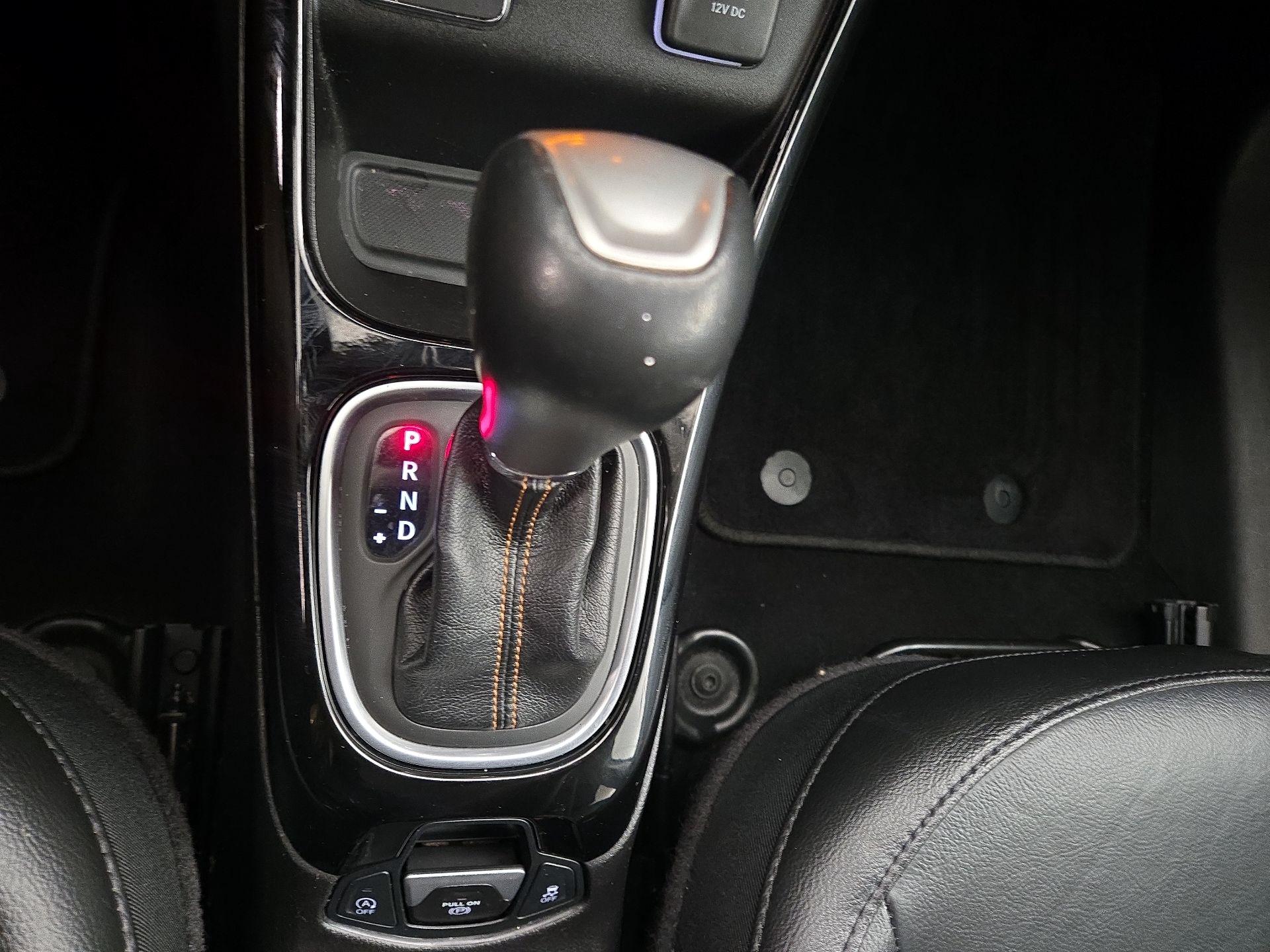 Thumbnail: 2020 Jeep Compass - 17