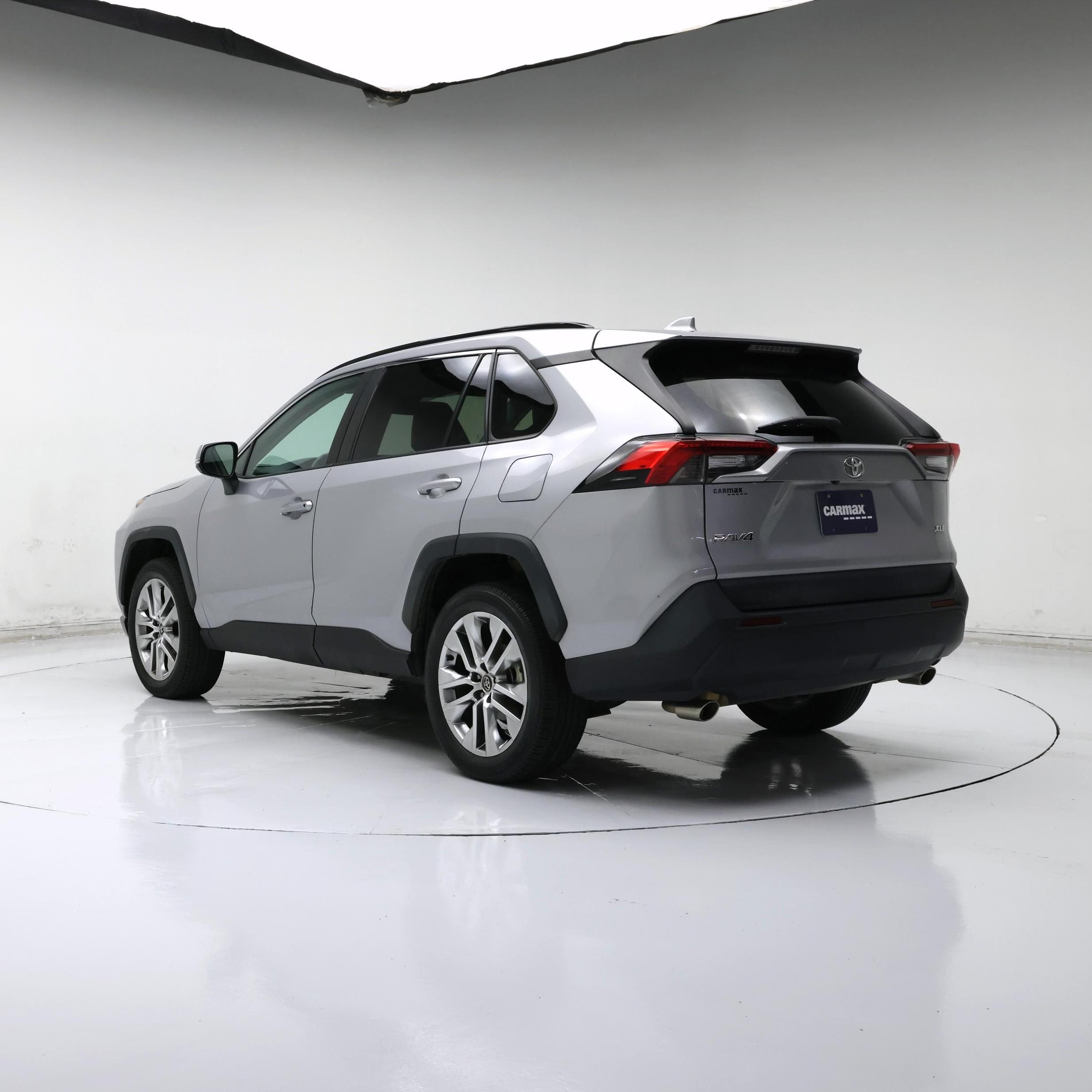 Thumbnail: 2020 Toyota RAV4 - 2