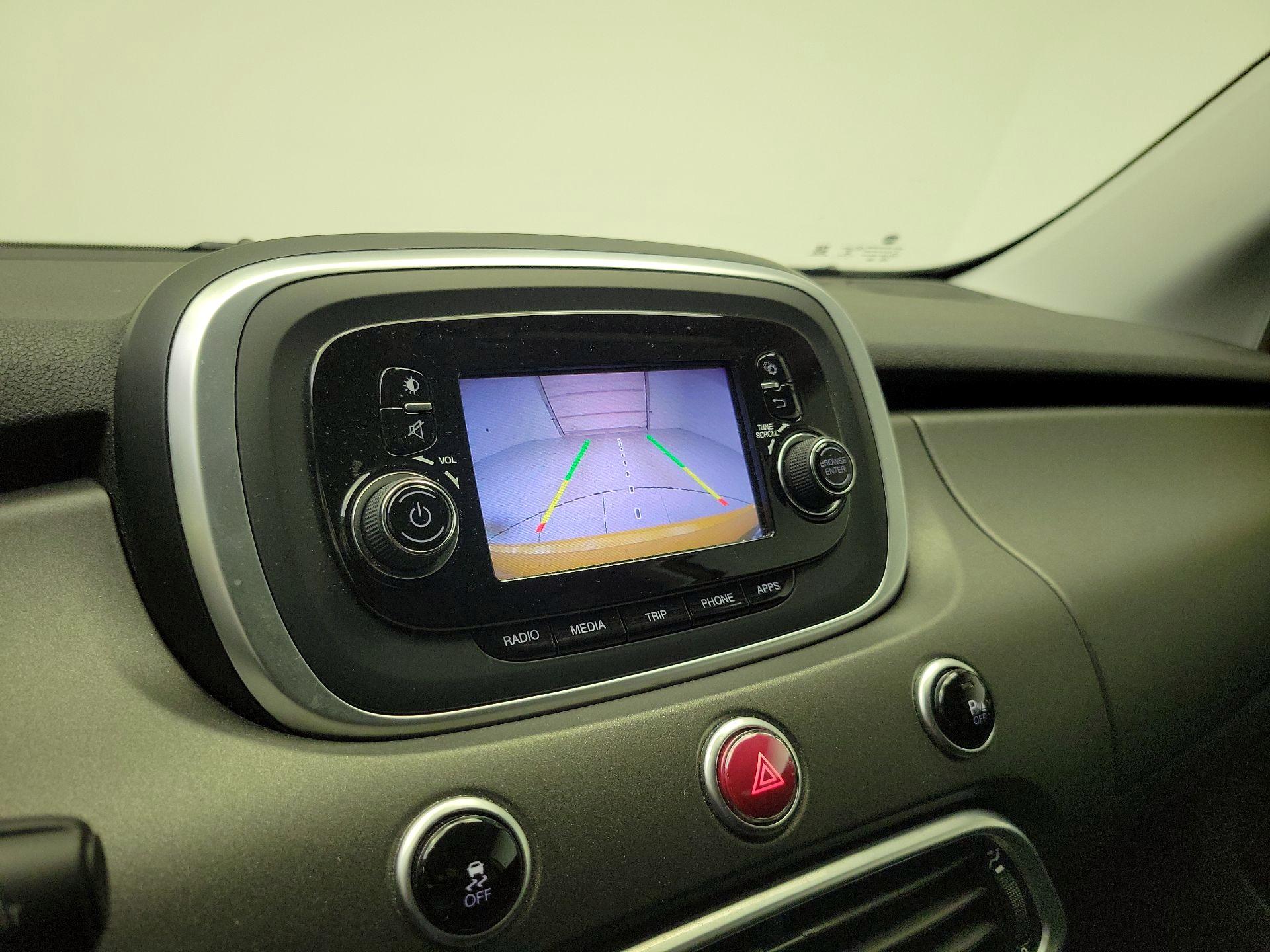 Thumbnail: 2016 Fiat 500X - 14