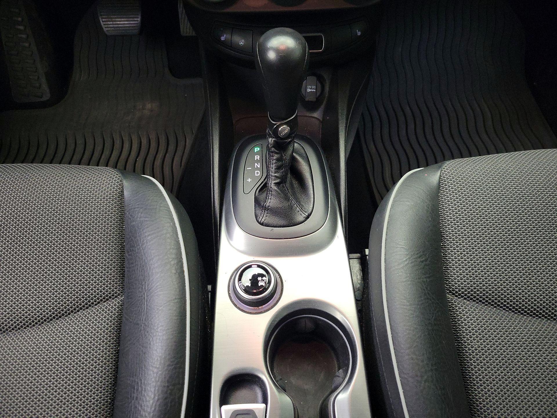 Thumbnail: 2016 Fiat 500X - 17