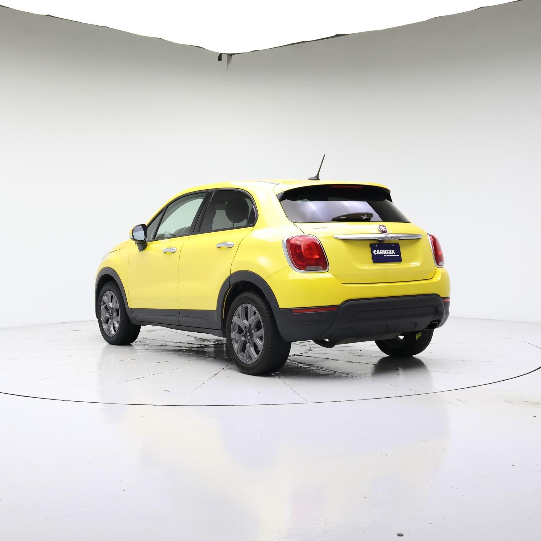 Thumbnail: 2016 Fiat 500X - 2