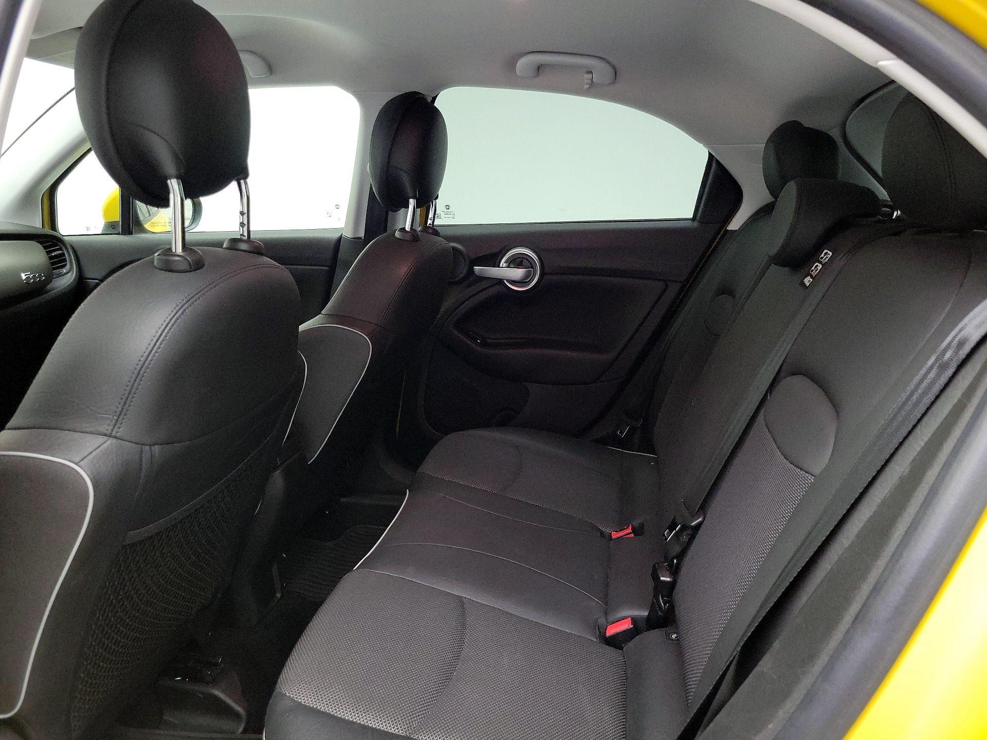 Thumbnail: 2016 Fiat 500X - 19