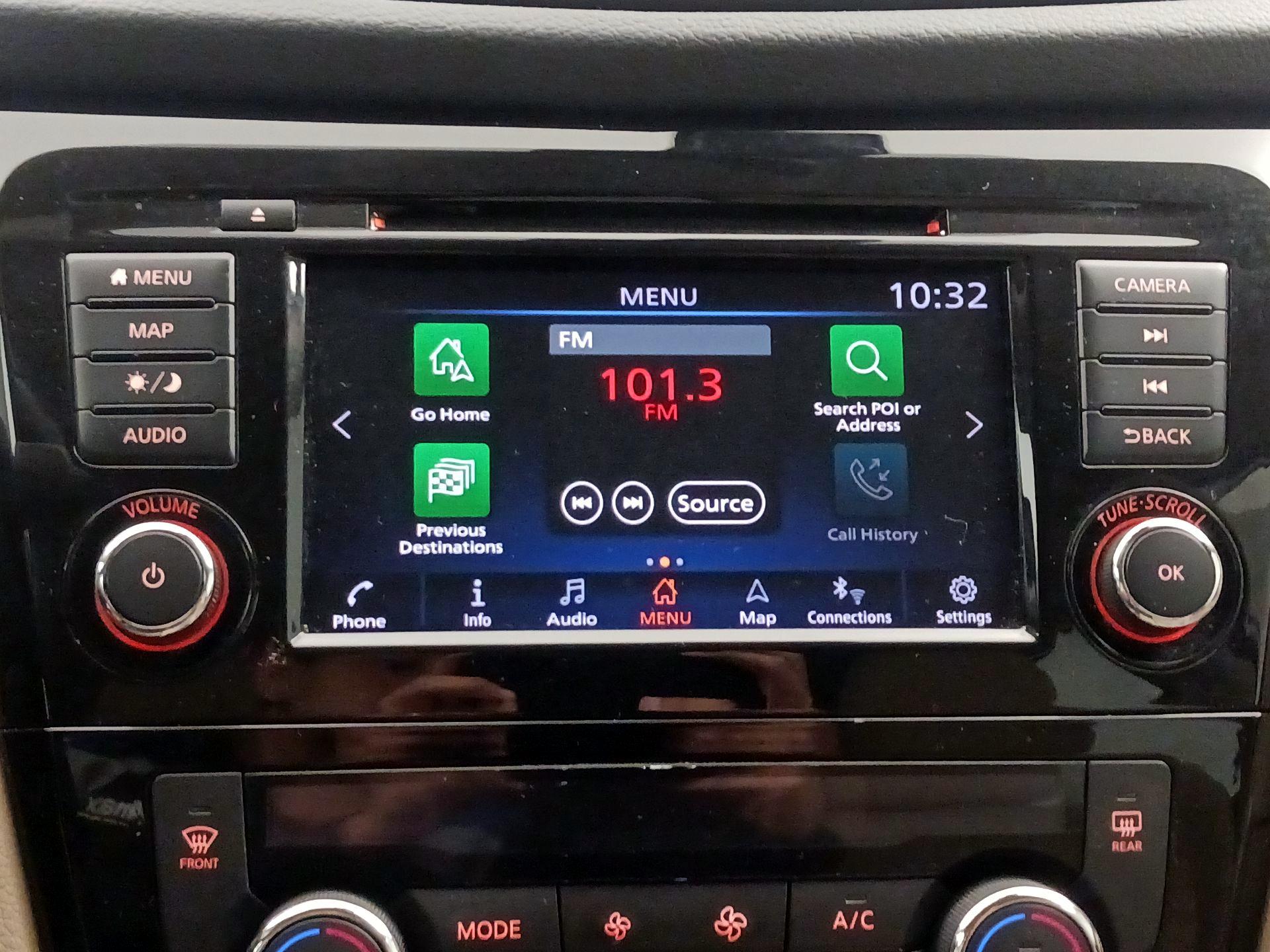 Thumbnail: 2019 Nissan Rogue - 16