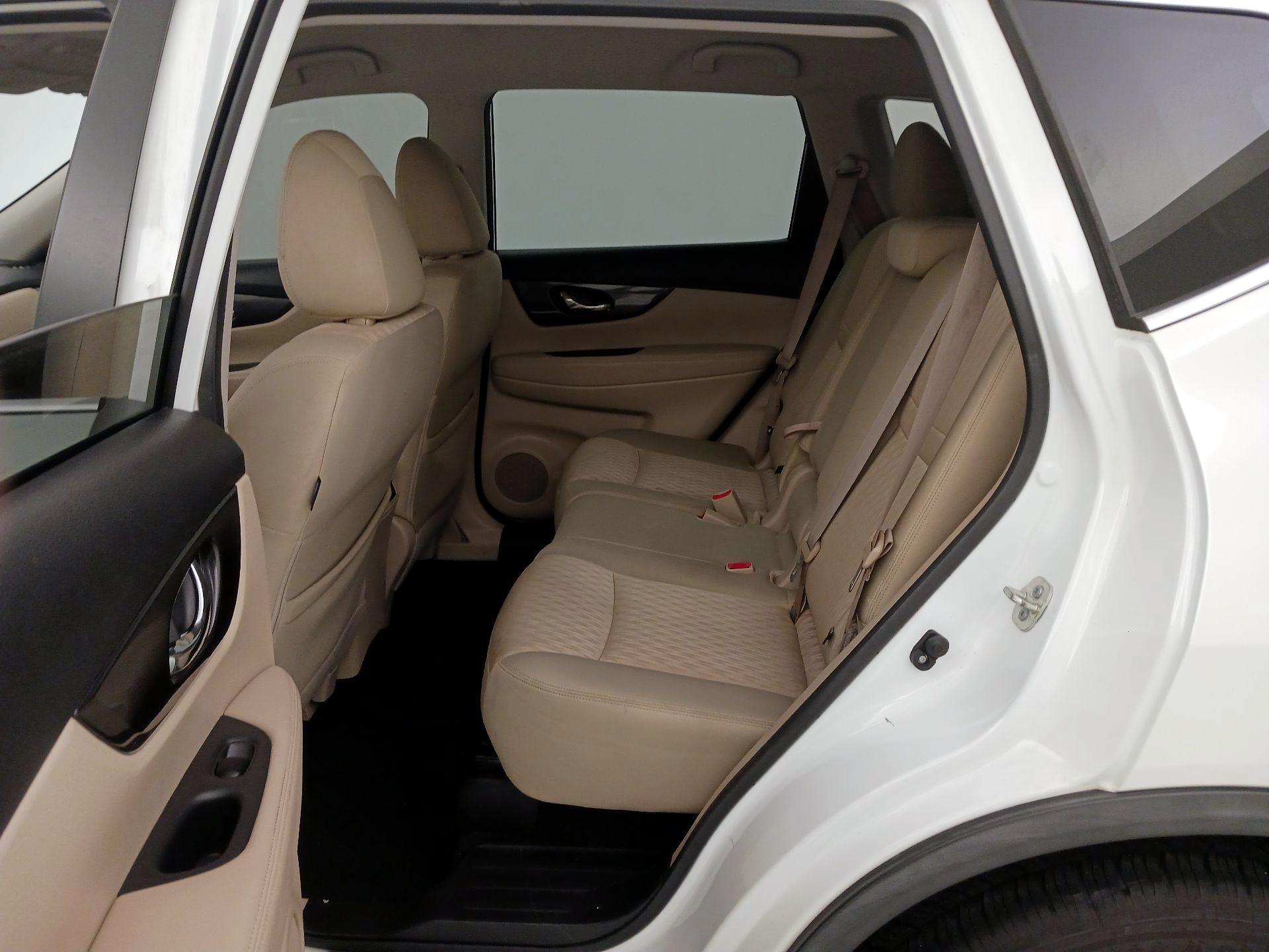 Thumbnail: 2019 Nissan Rogue - 20
