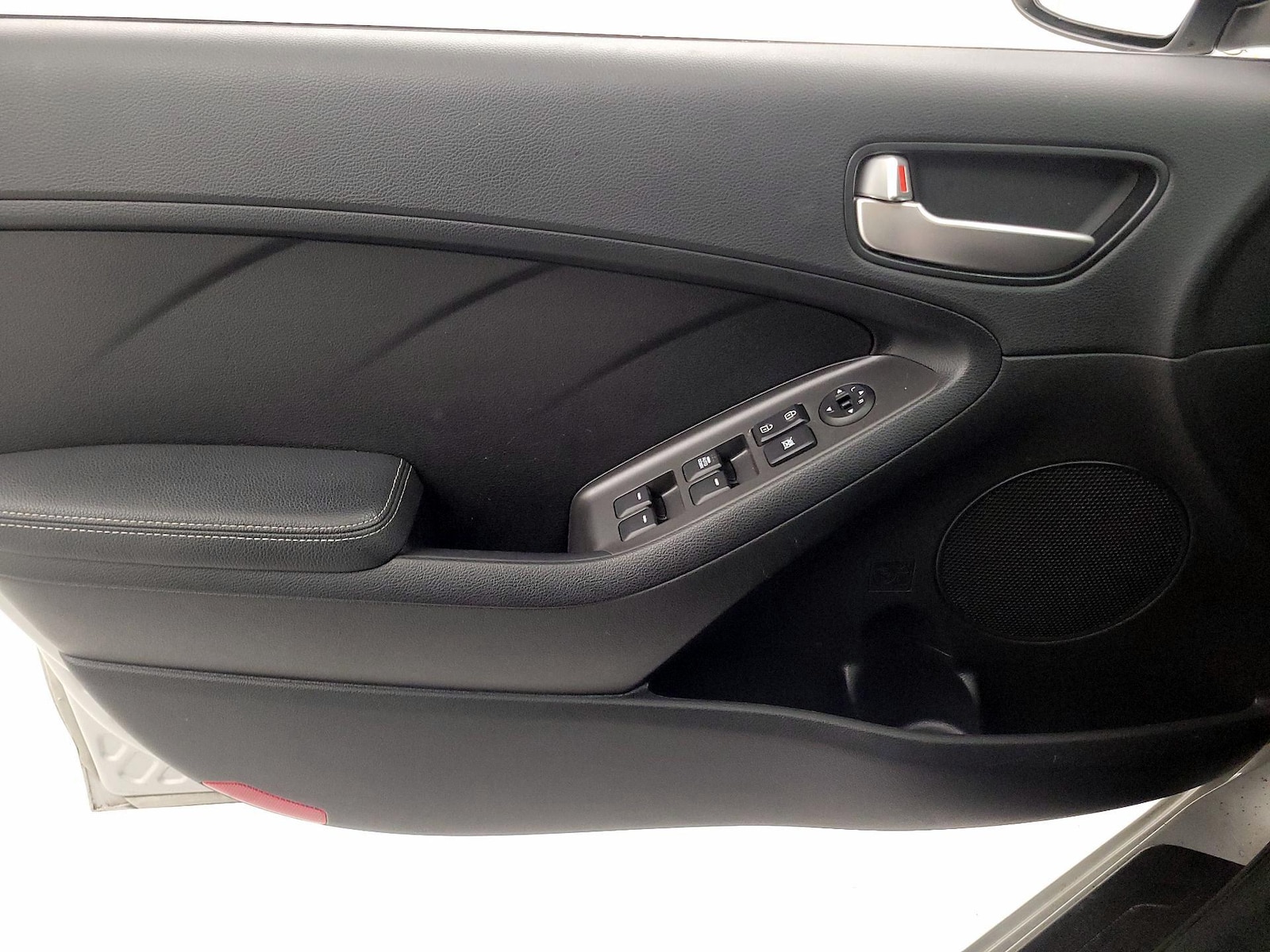 2017 Kia Forte LX - Photo 13