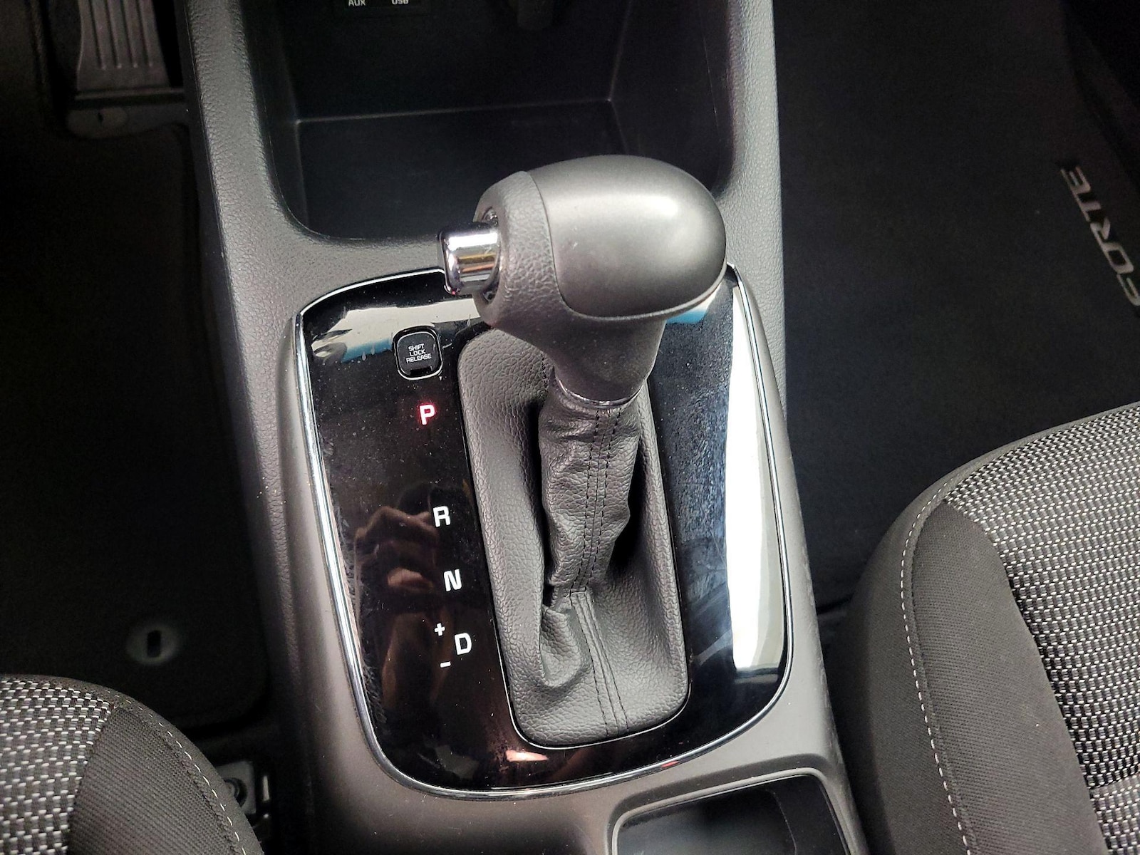 2017 Kia Forte LX - Photo 17