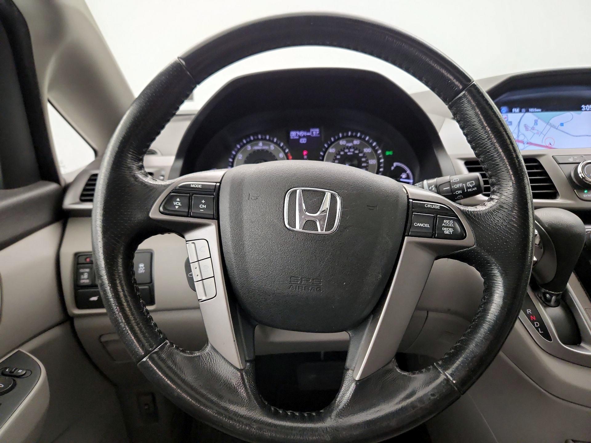 Thumbnail: 2015 Honda Odyssey - 10