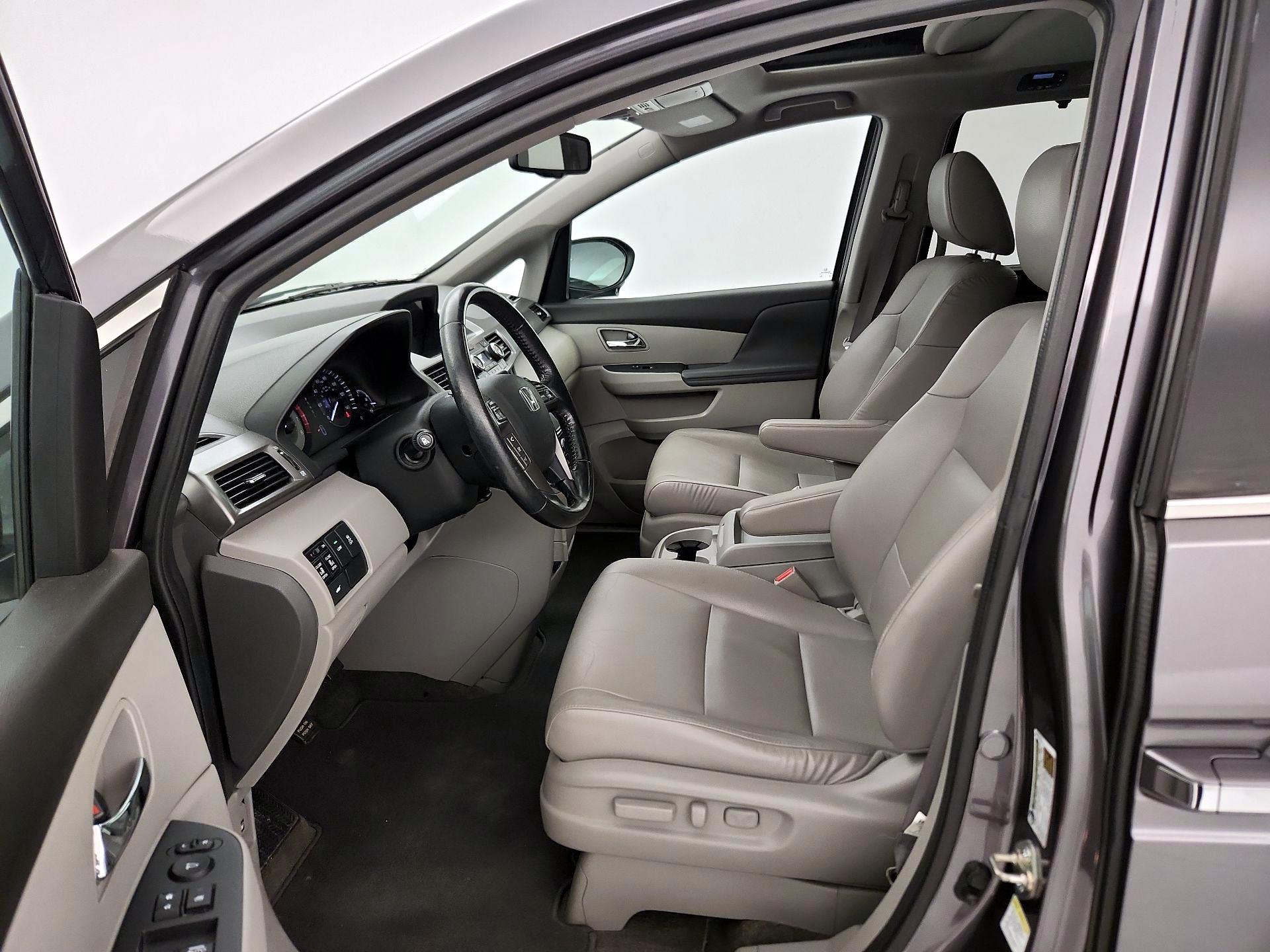 Thumbnail: 2015 Honda Odyssey - 11