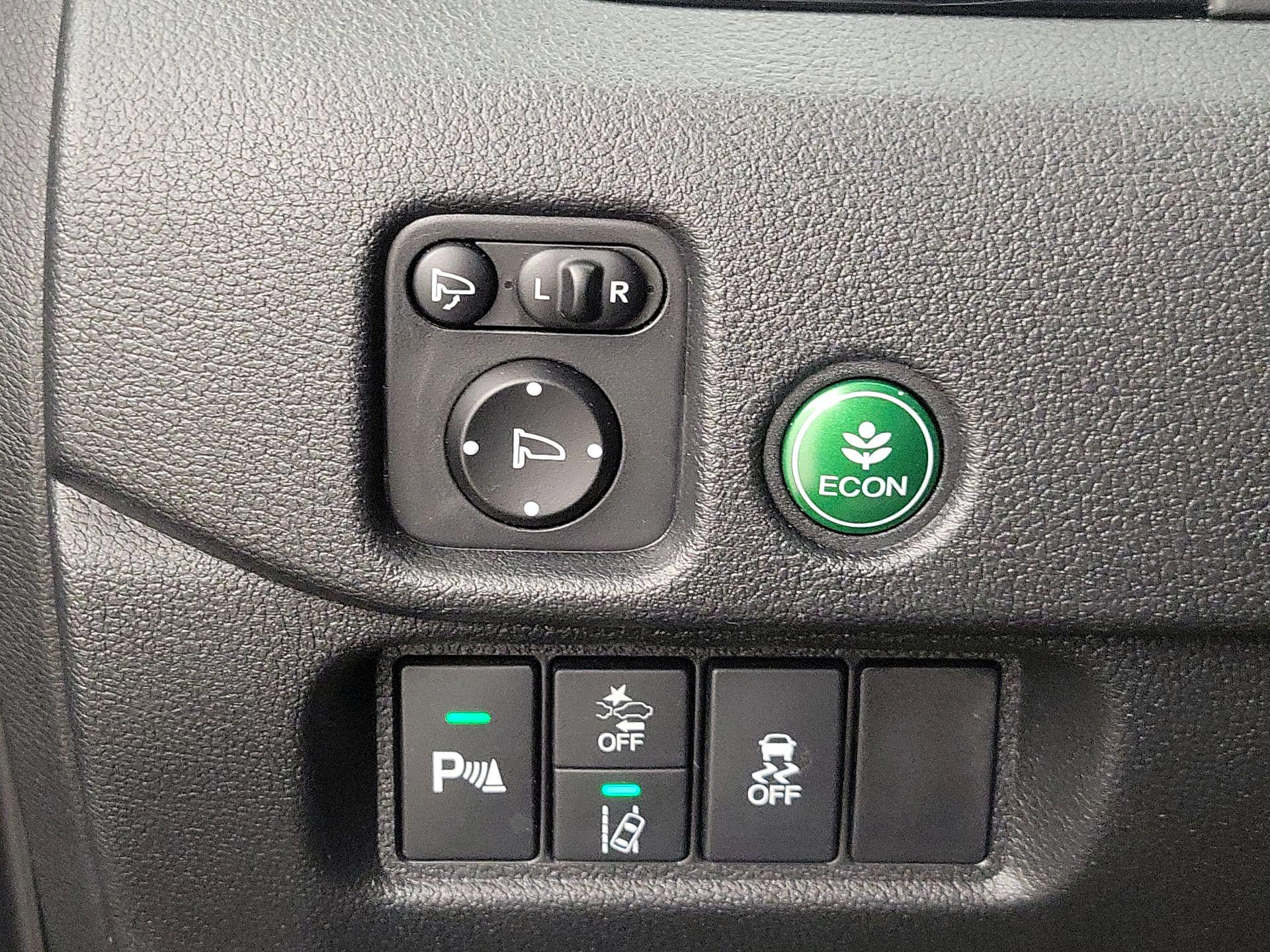 Thumbnail: 2019 Honda Passport - 13