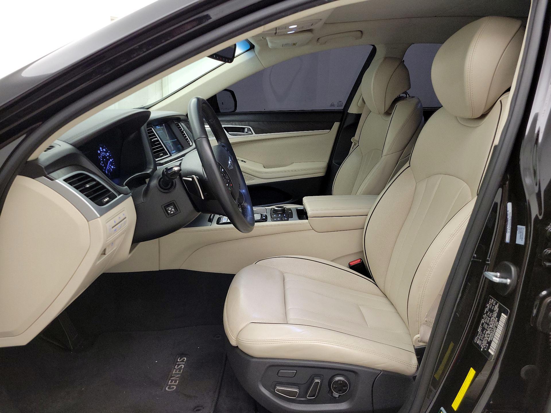 Thumbnail: 2018 Genesis G80 - 11
