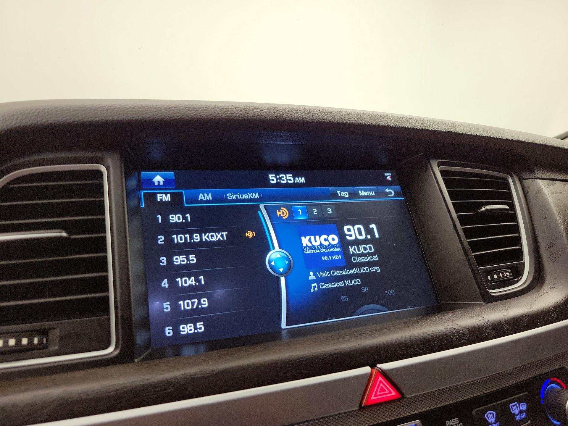 Thumbnail: 2018 Genesis G80 - 16