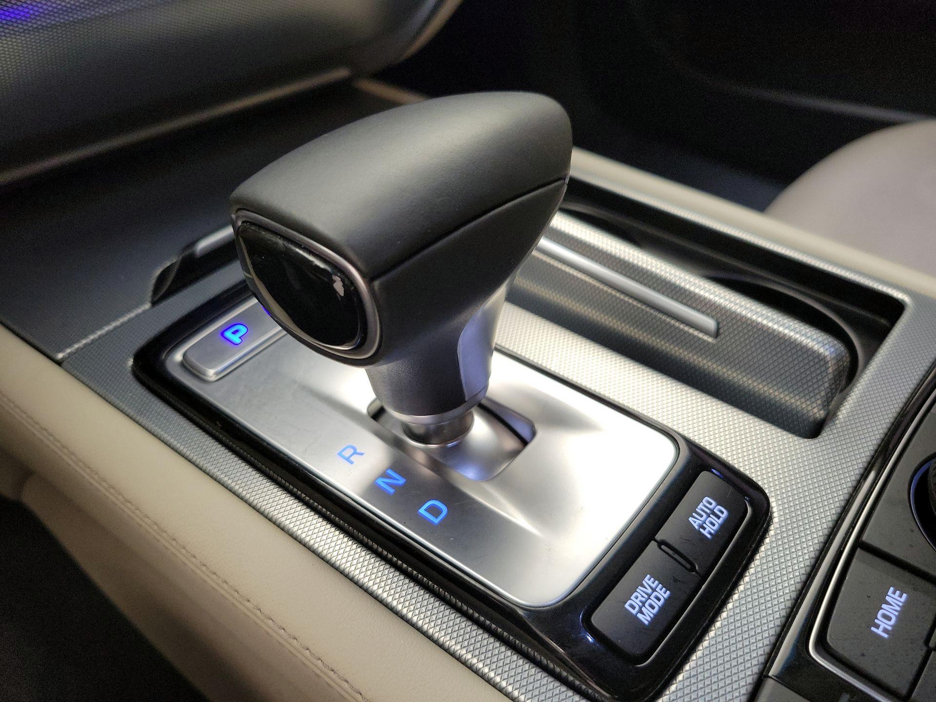 Thumbnail: 2018 Genesis G80 - 18