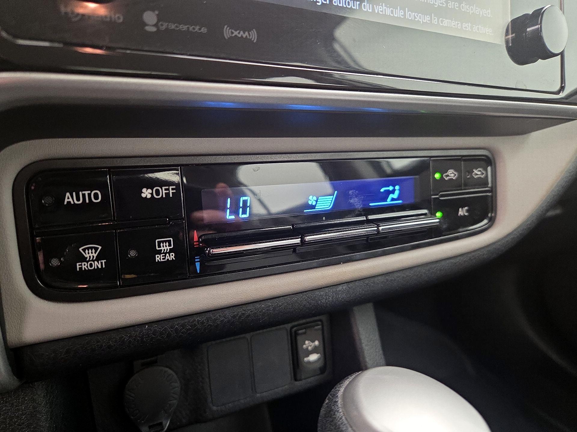 Thumbnail: 2019 Toyota Corolla - 16