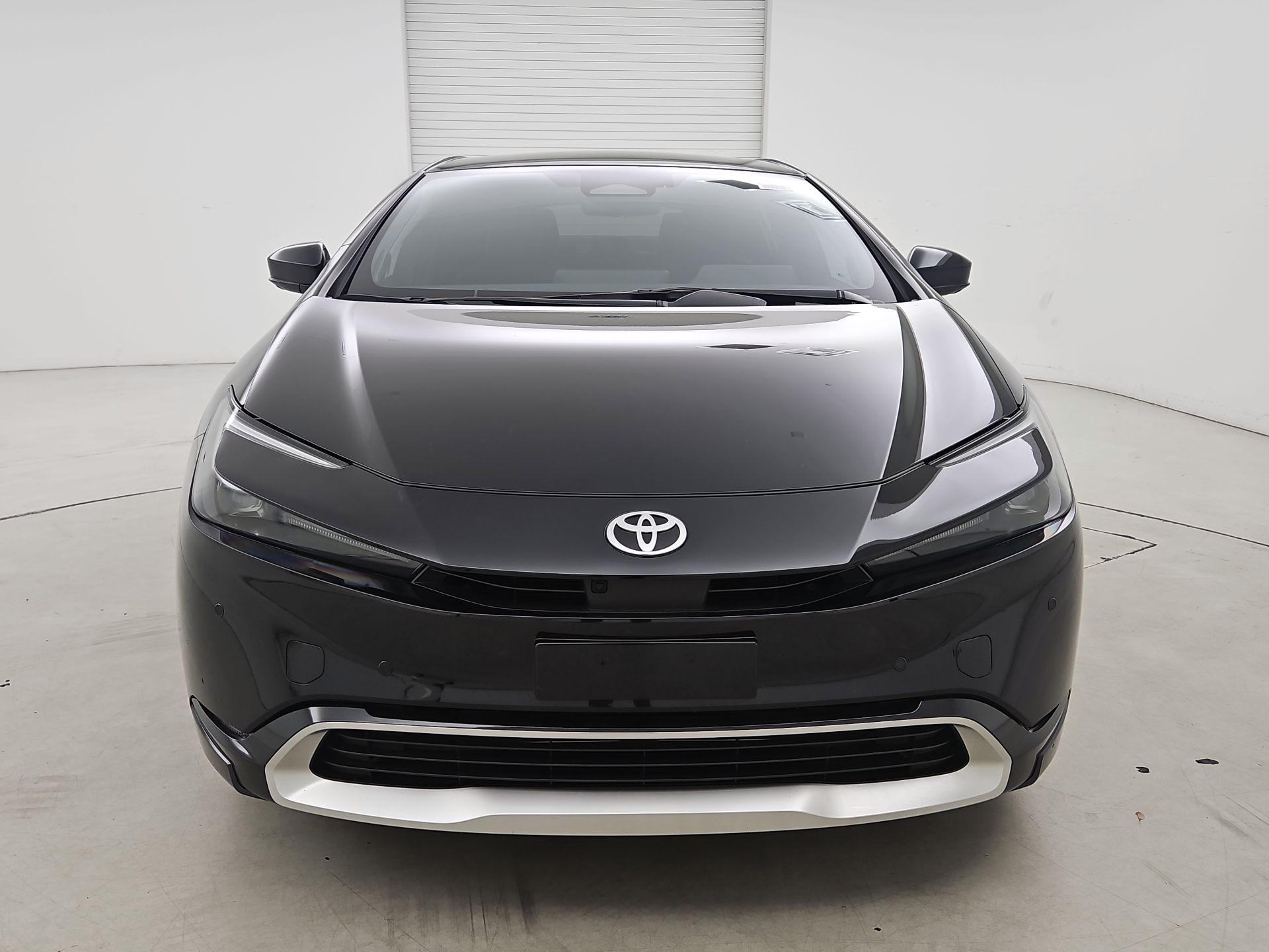 Thumbnail: 2025 Toyota Prius - 2