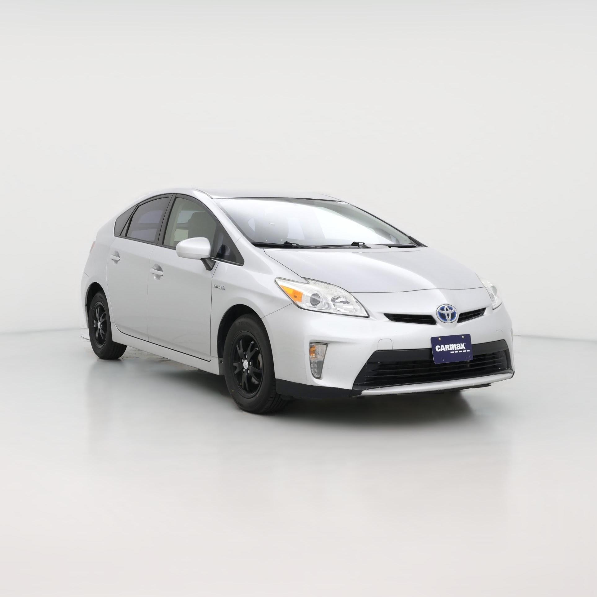 Thumbnail: 2015 Toyota Prius - 1
