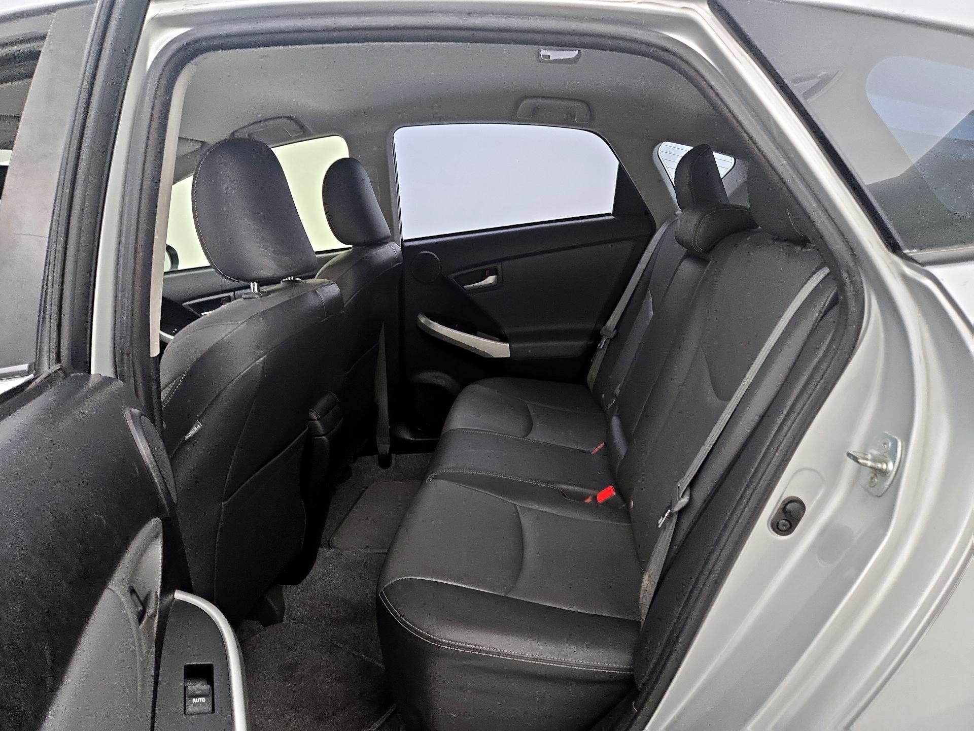 Thumbnail: 2015 Toyota Prius - 19