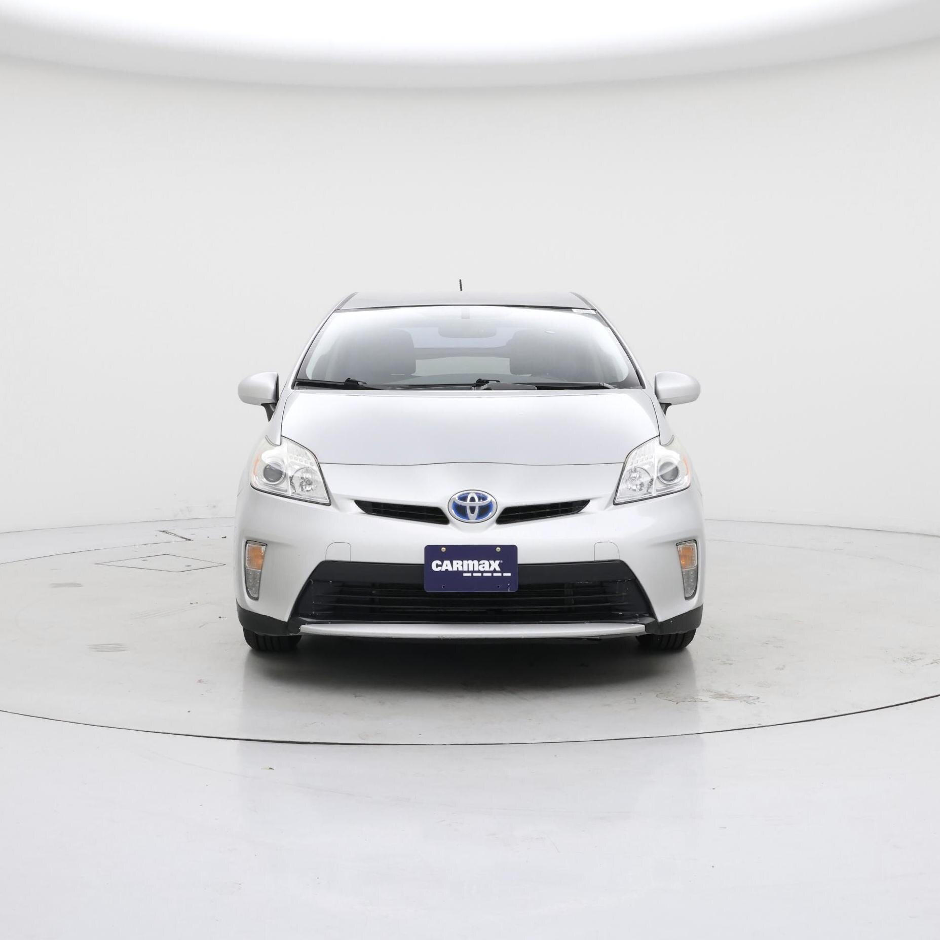 Thumbnail: 2015 Toyota Prius - 5