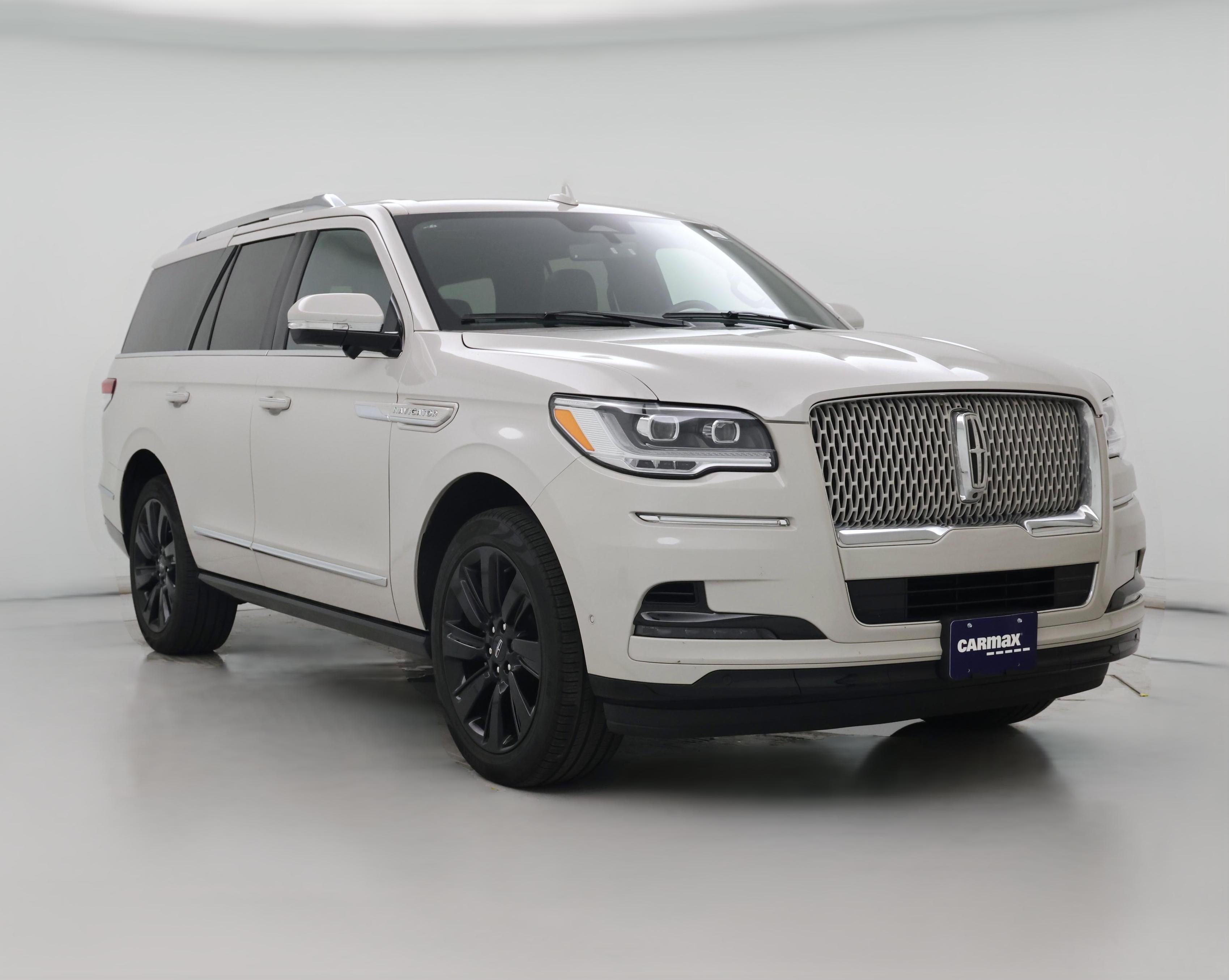 Thumbnail: 2024 Lincoln Navigator - 1