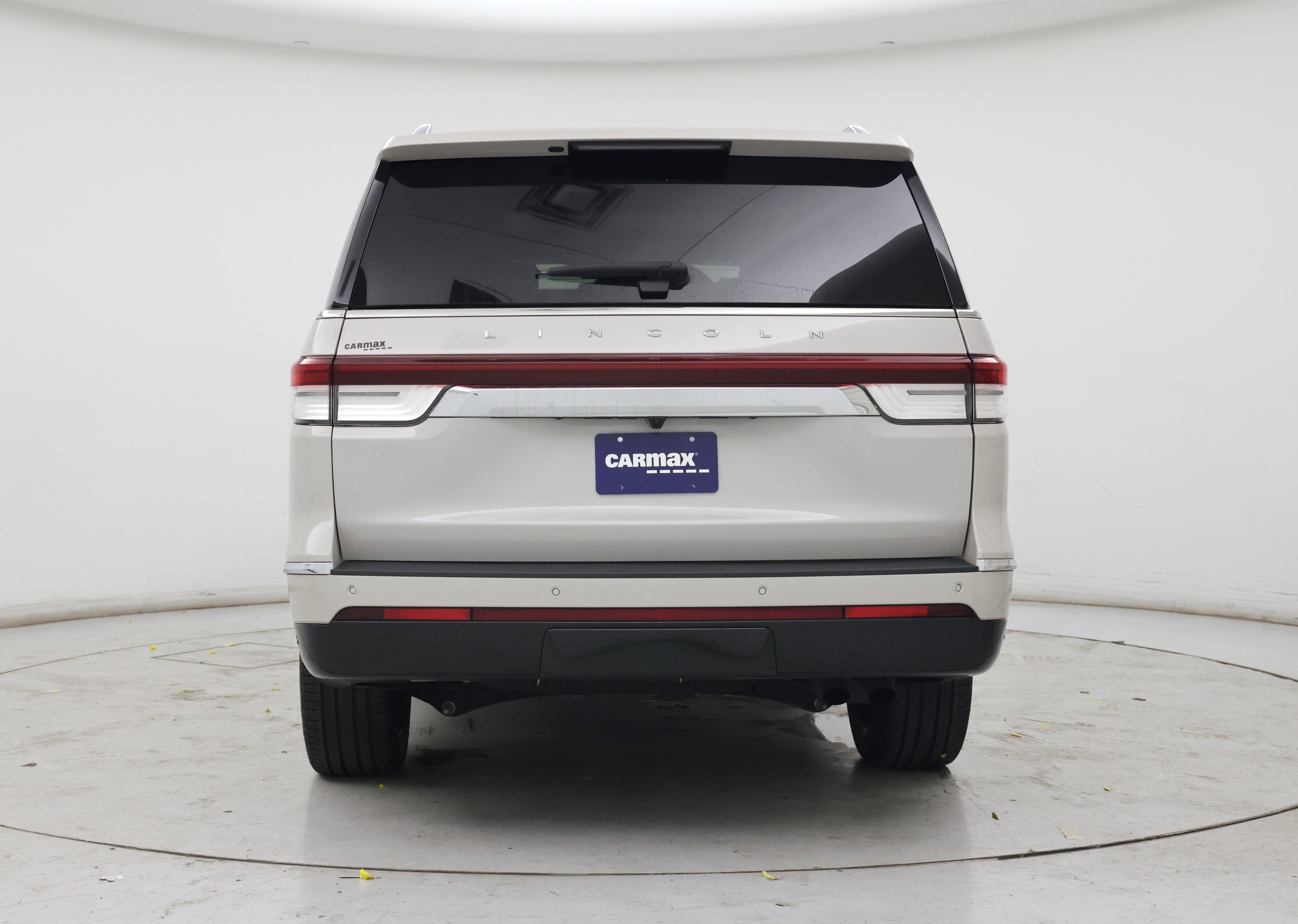 Thumbnail: 2024 Lincoln Navigator - 6