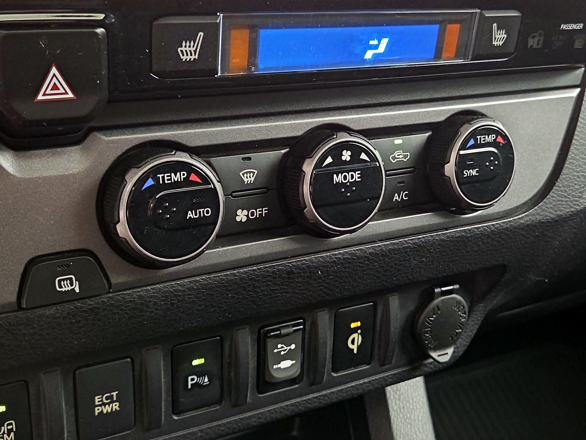 Thumbnail: 2017 Toyota Tacoma - 16