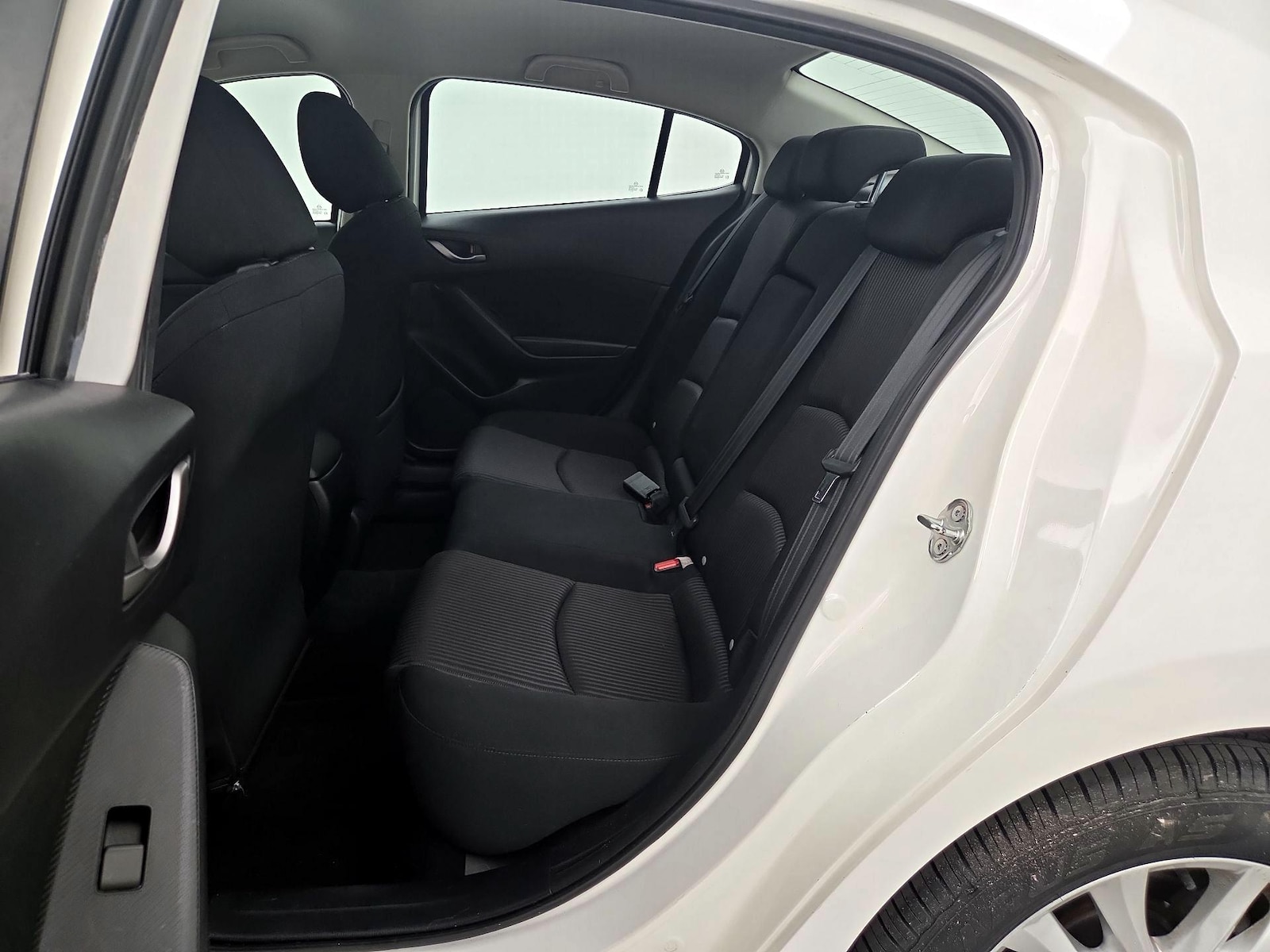 2016 Mazda MAZDA3 i Sport - Photo 20