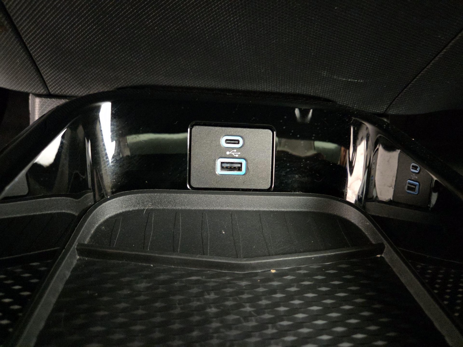 2023 Ford Mustang Mach-E Premium RWD - Photo 20