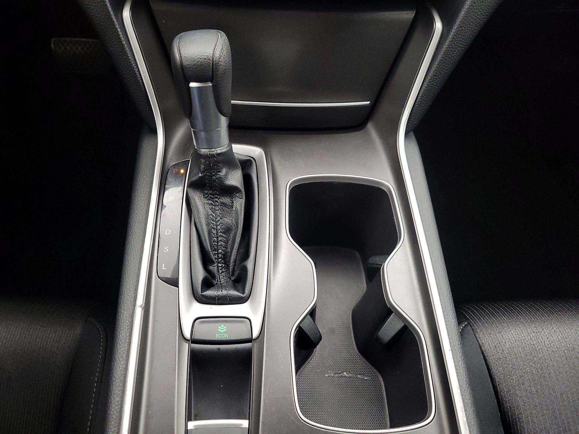 Thumbnail: 2020 Honda Accord - 17