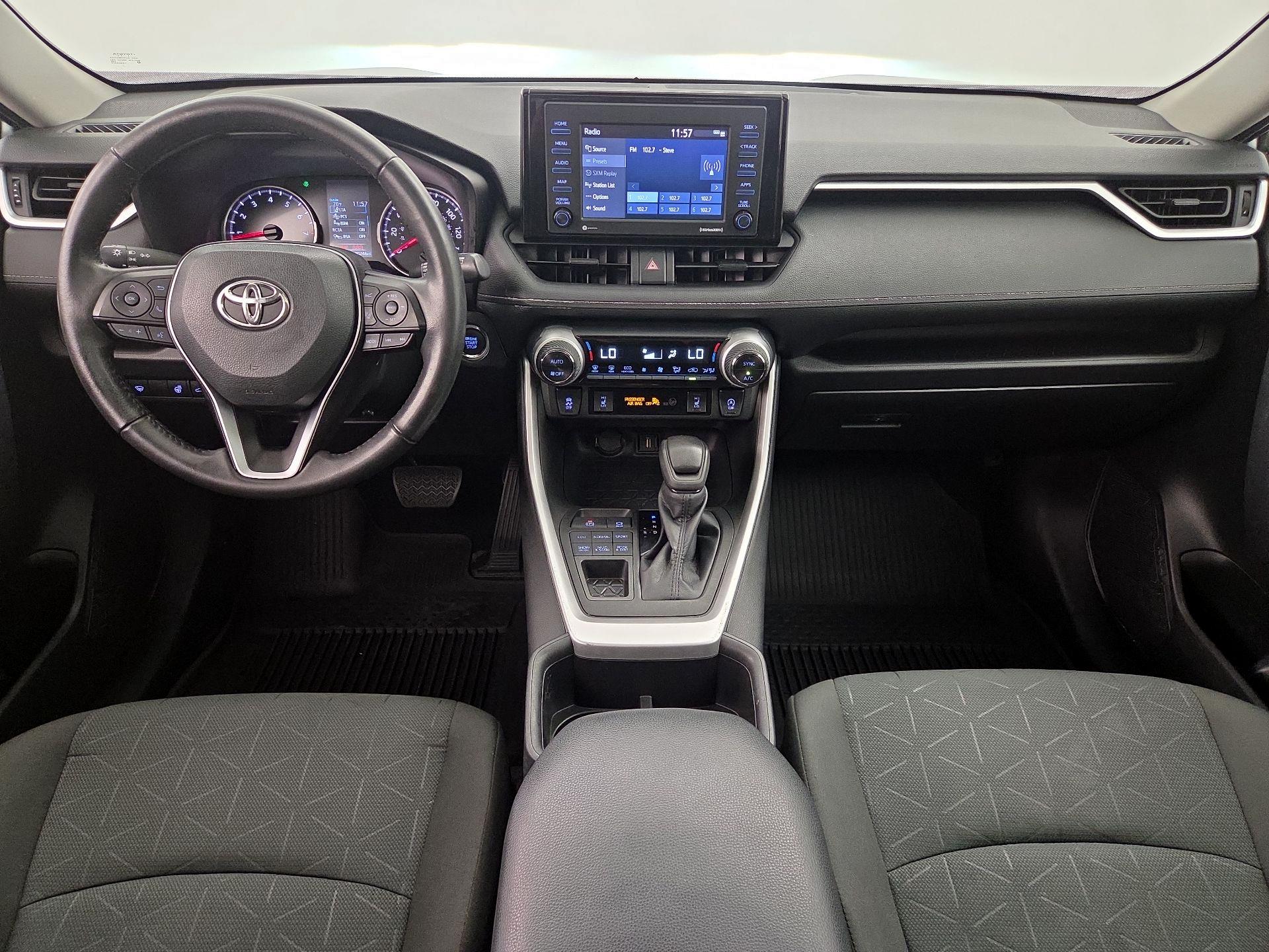 Thumbnail: 2022 Toyota RAV4 - 9