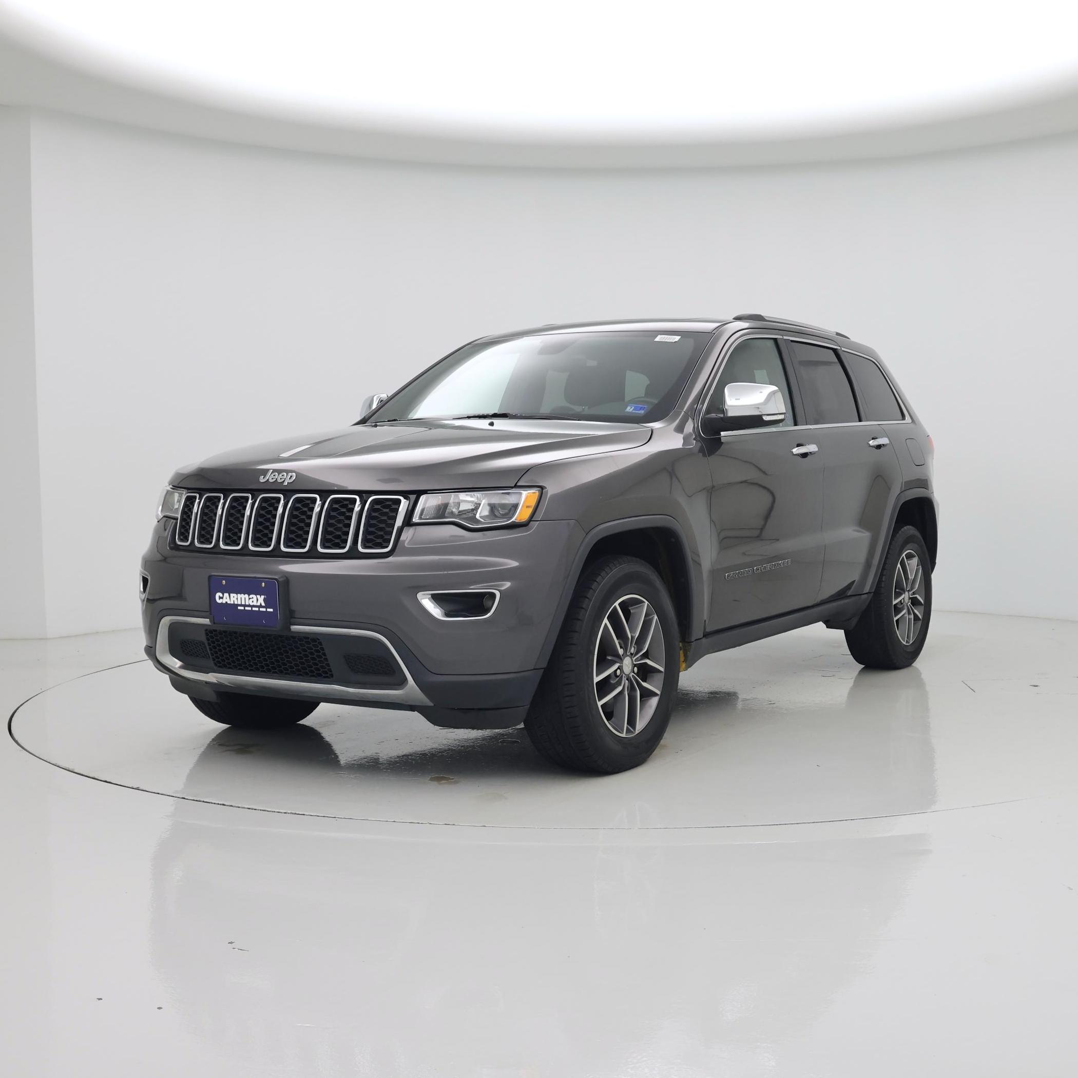 Thumbnail: 2017 Jeep Grand Cherokee - 4