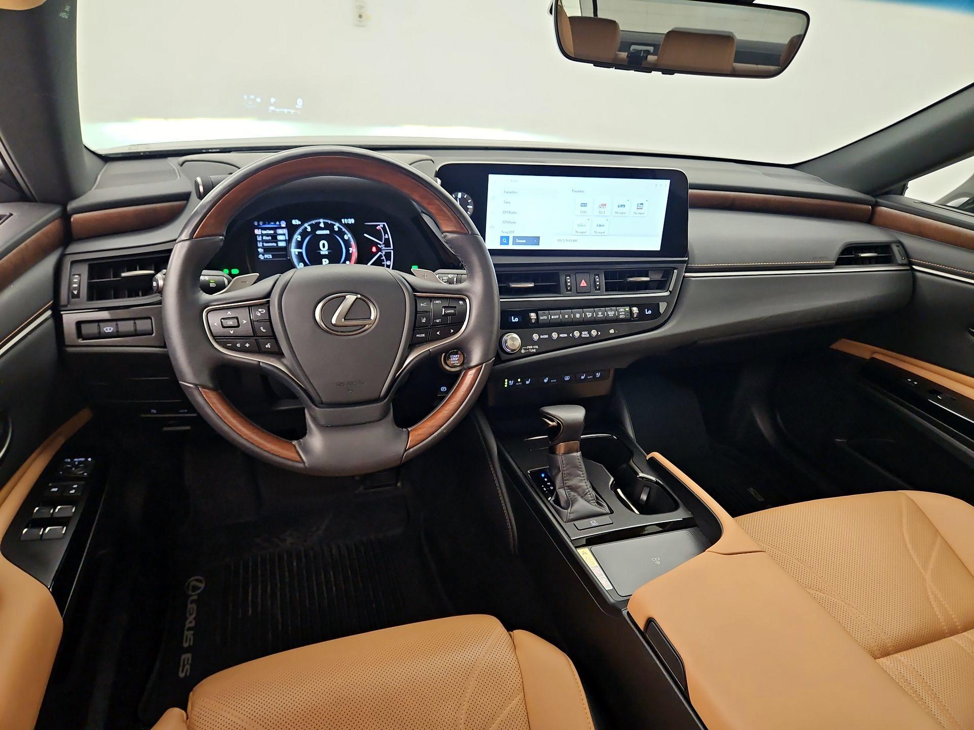 Thumbnail: 2023 Lexus ES - 9