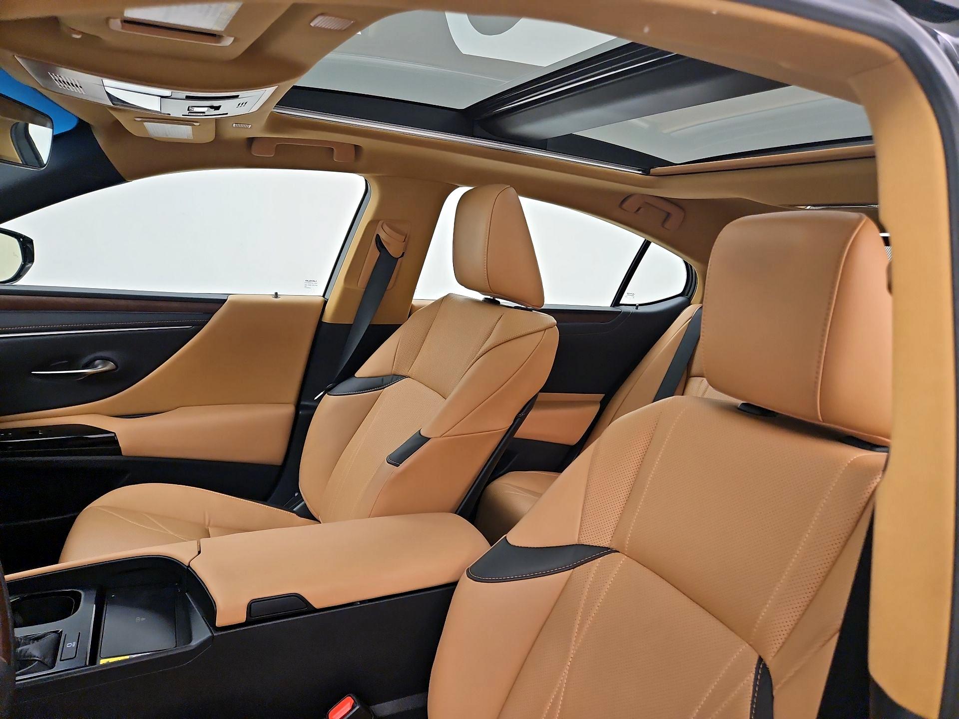Thumbnail: 2023 Lexus ES - 19