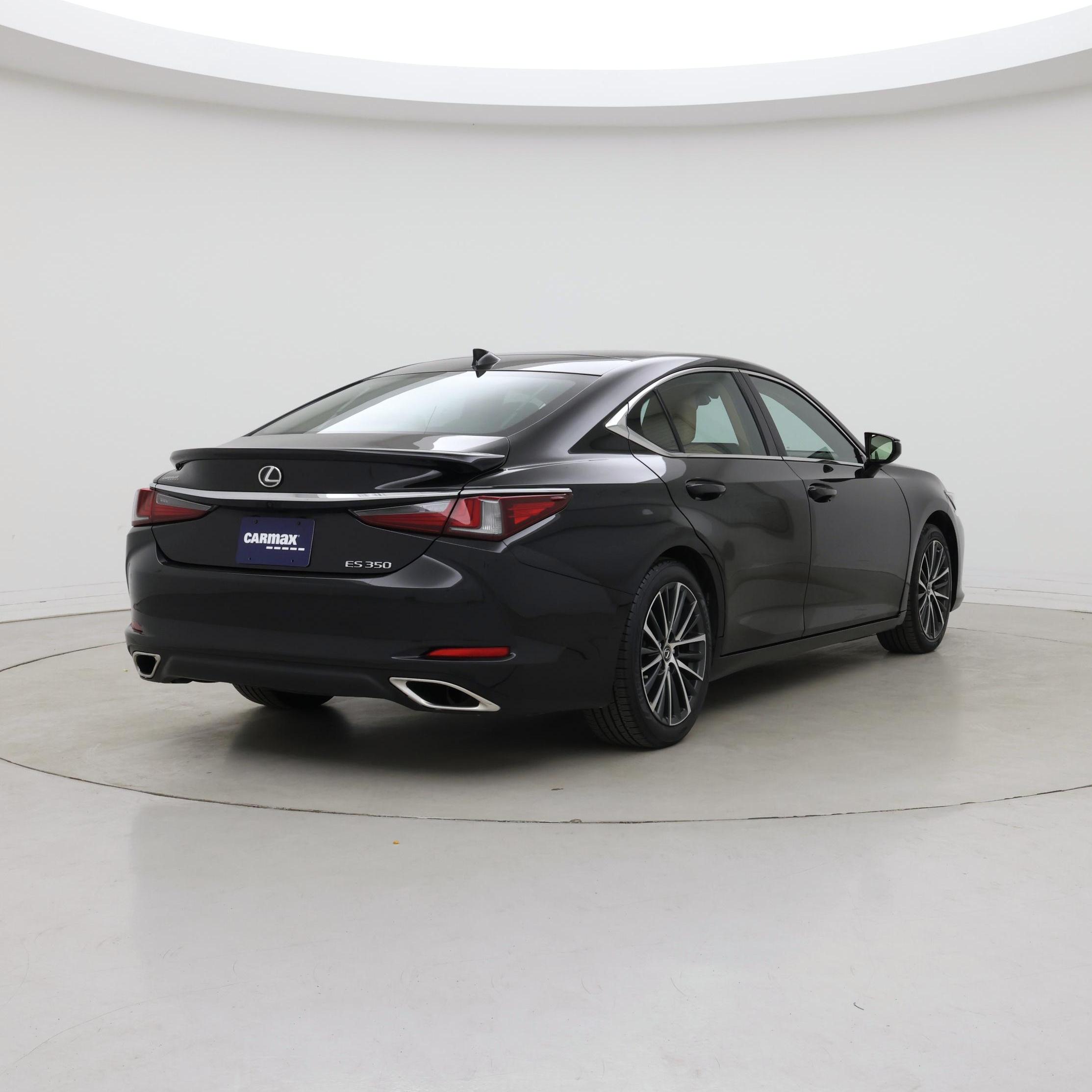 Thumbnail: 2023 Lexus ES - 8