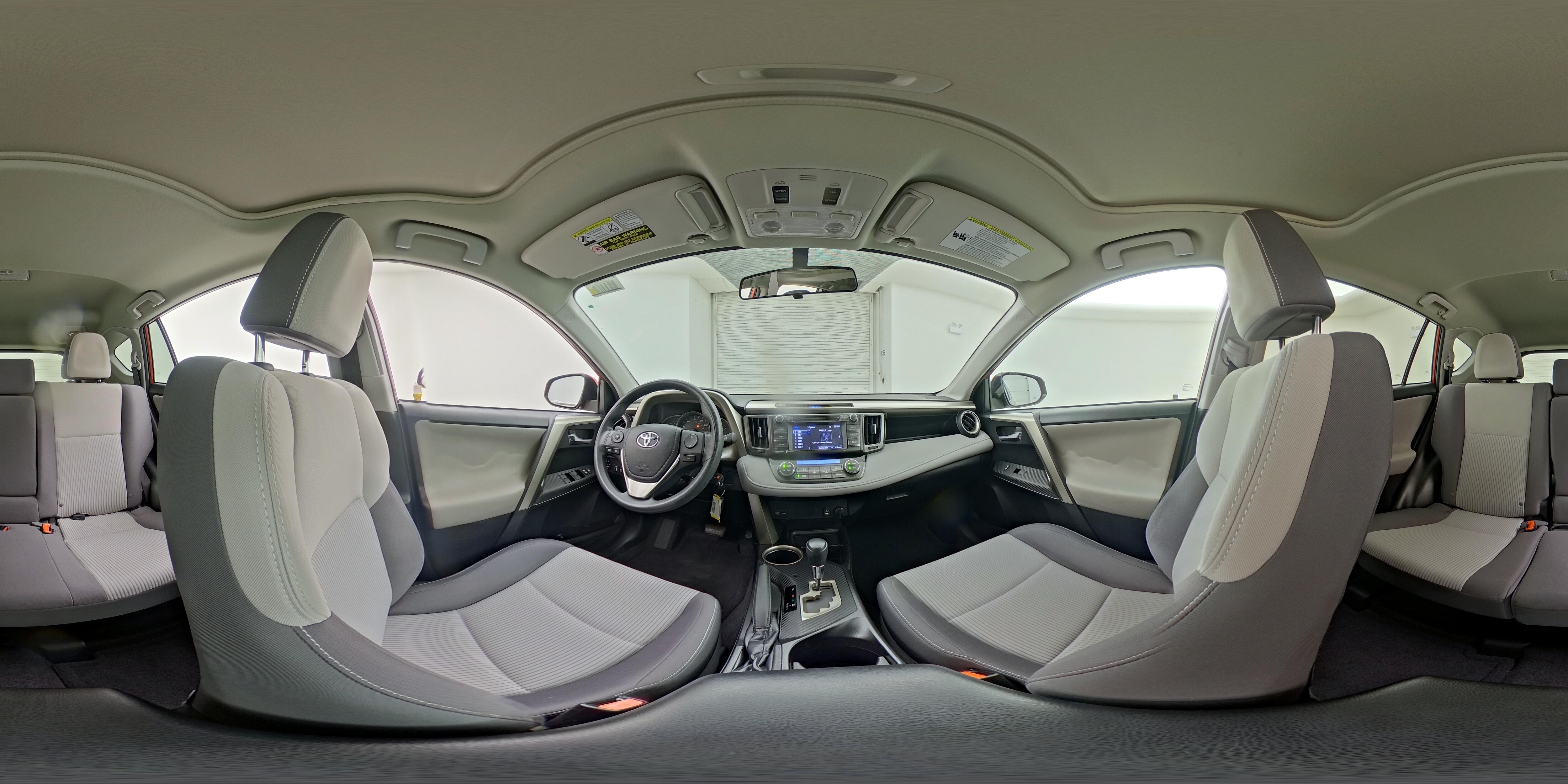 2015 Toyota RAV4 XLE - Photo 26