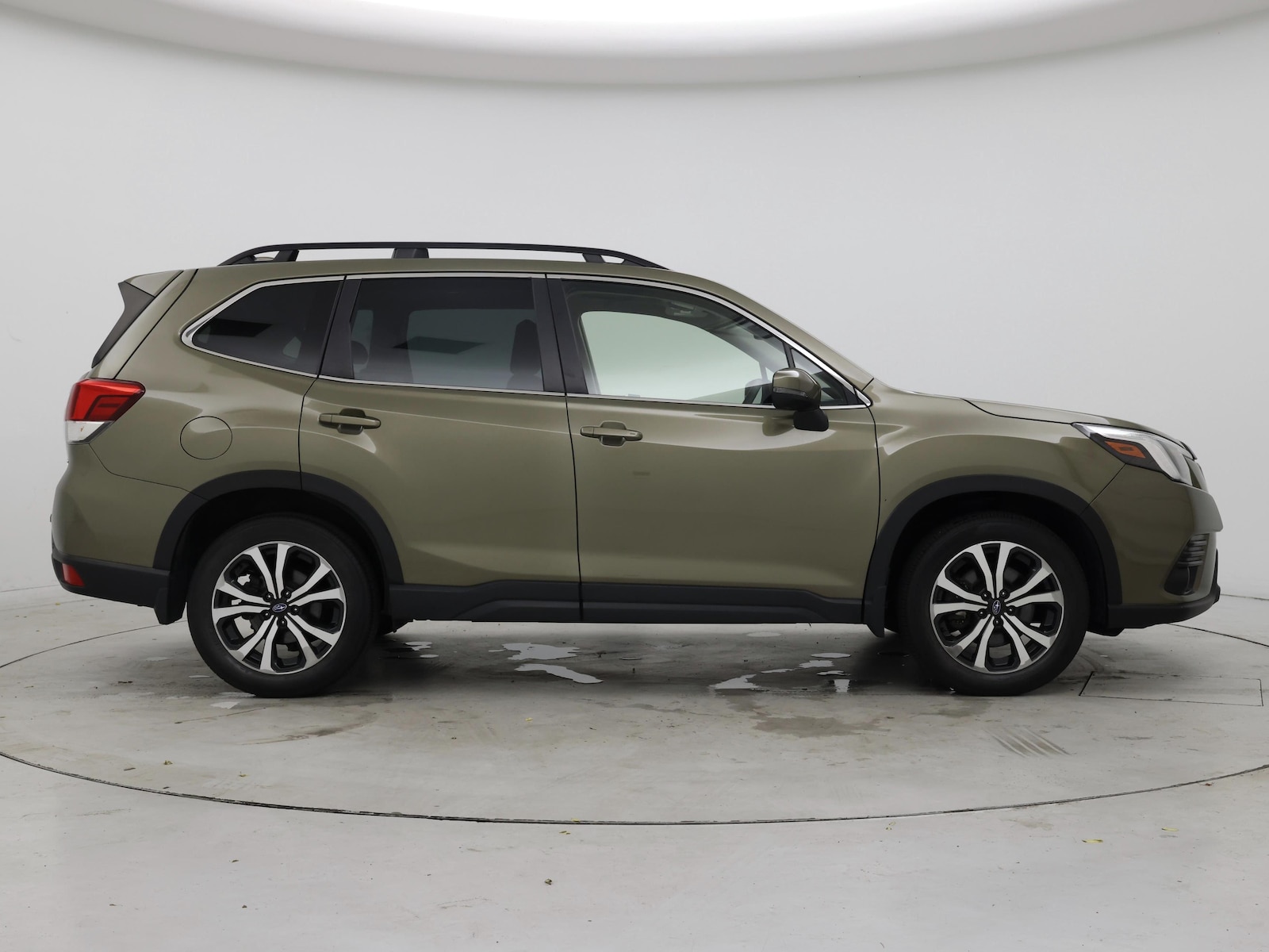 2023 Subaru Forester Limited - Photo 8