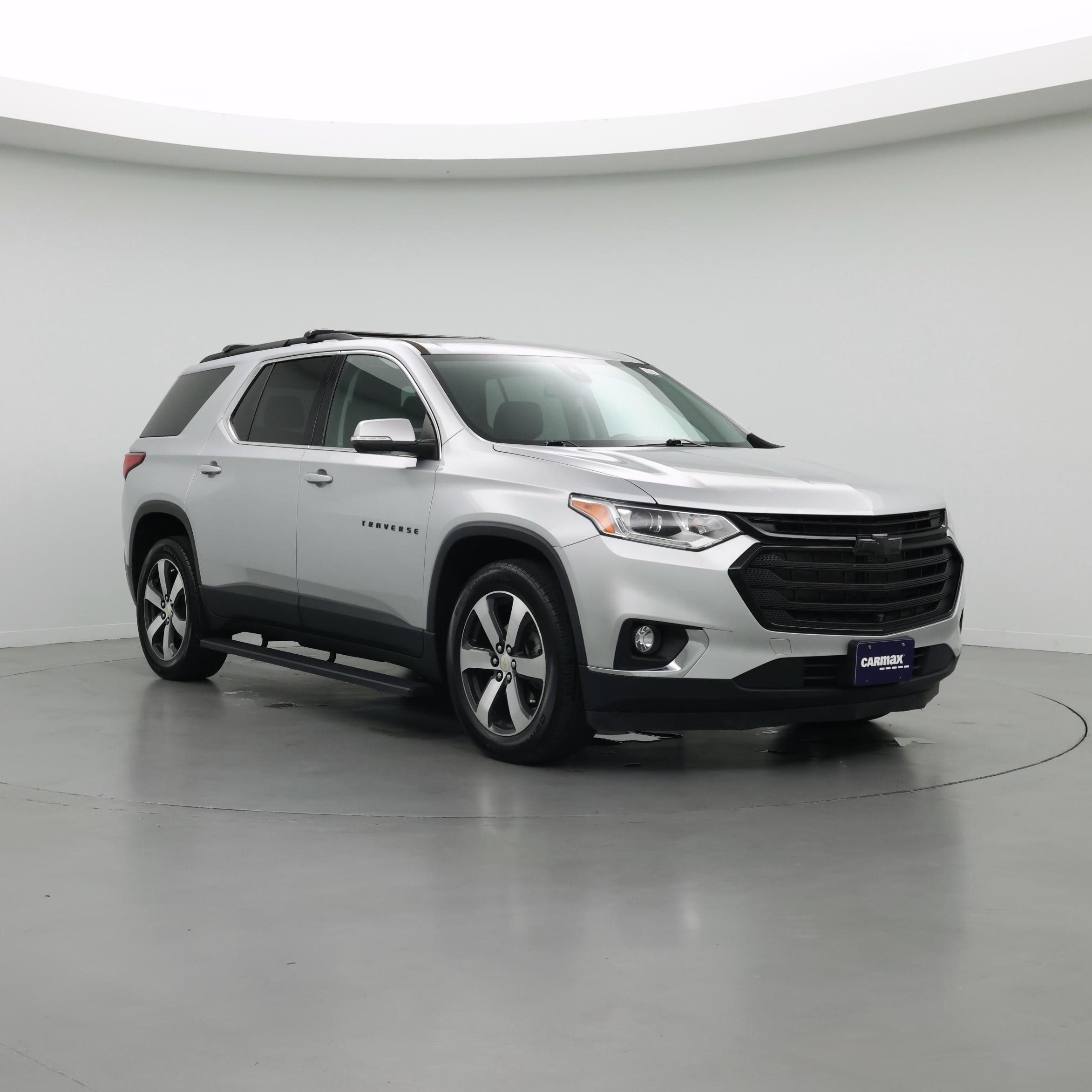 Silver 2021 Chevrolet Traverse SUV / Crossover Four-Wheel Drive Automatic