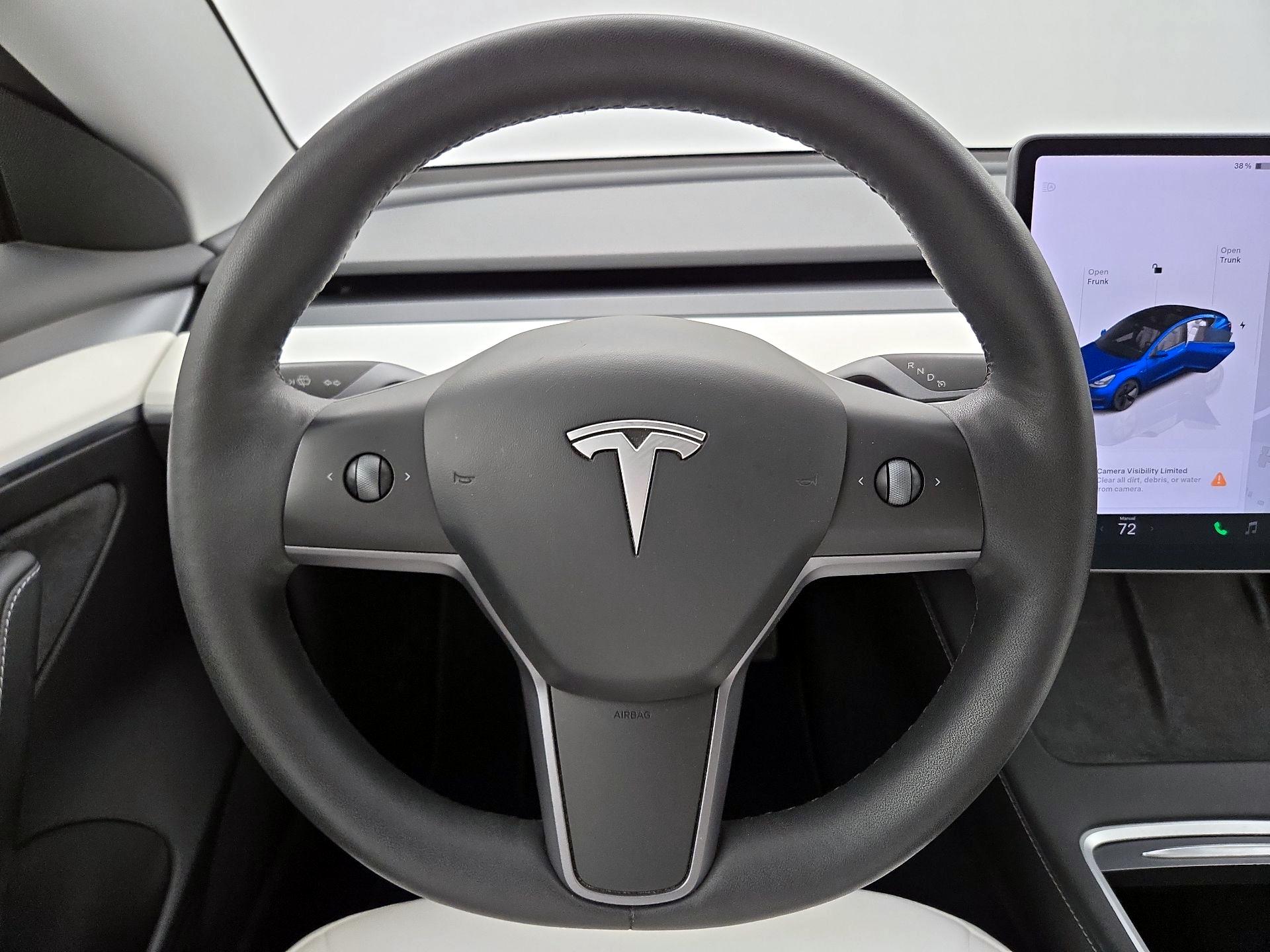 Thumbnail: 2023 Tesla Model 3 - 10