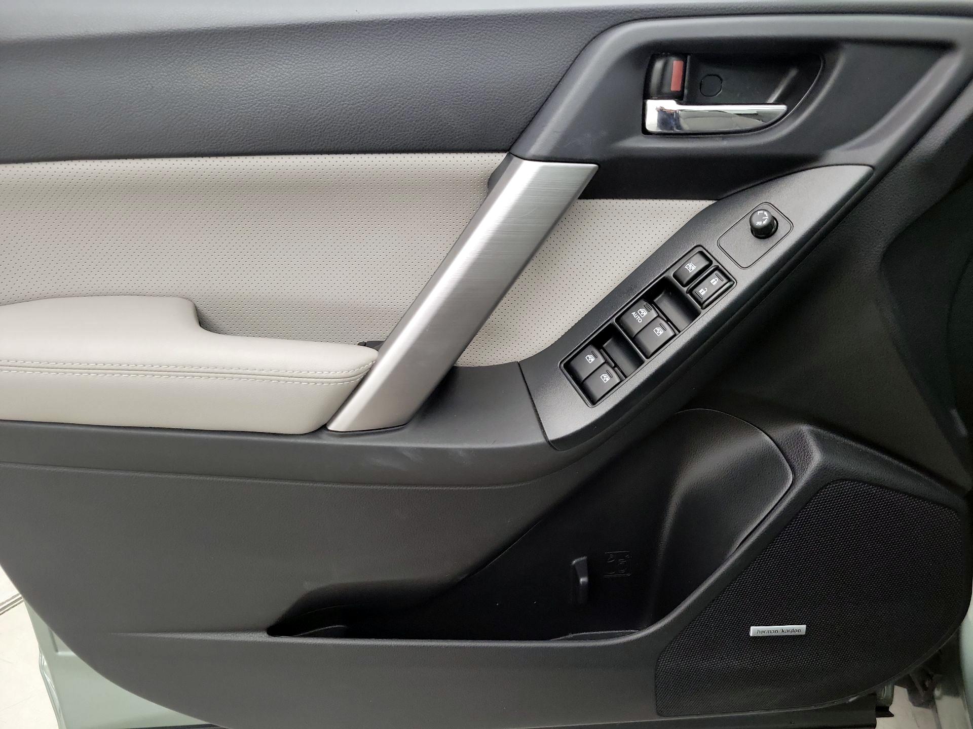 Thumbnail: 2015 Subaru Forester - 12